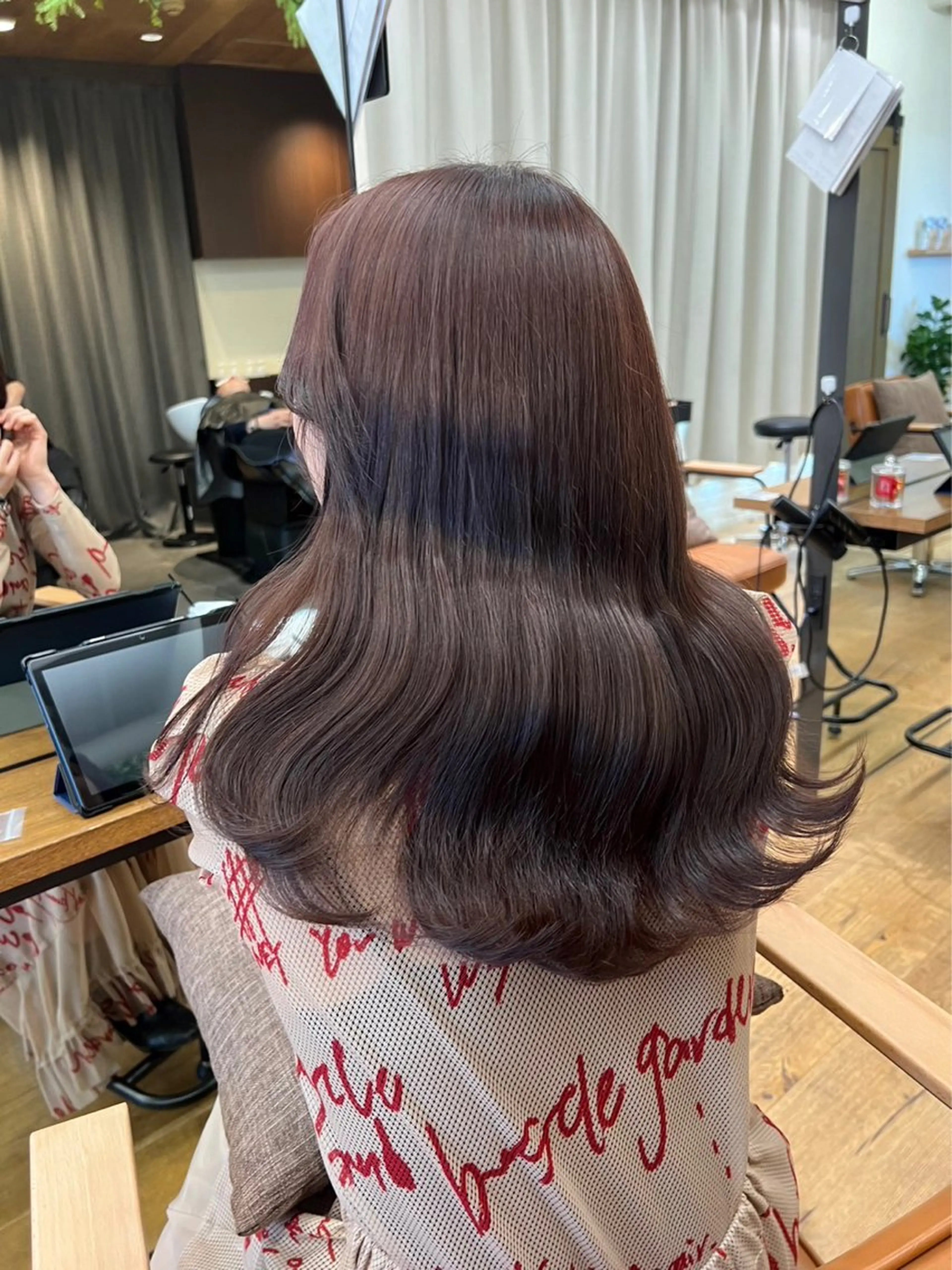 セミロング ピンクラベンダー 透明感カラー🌿/ 髪質改善カラー/カナのヘアスタイル