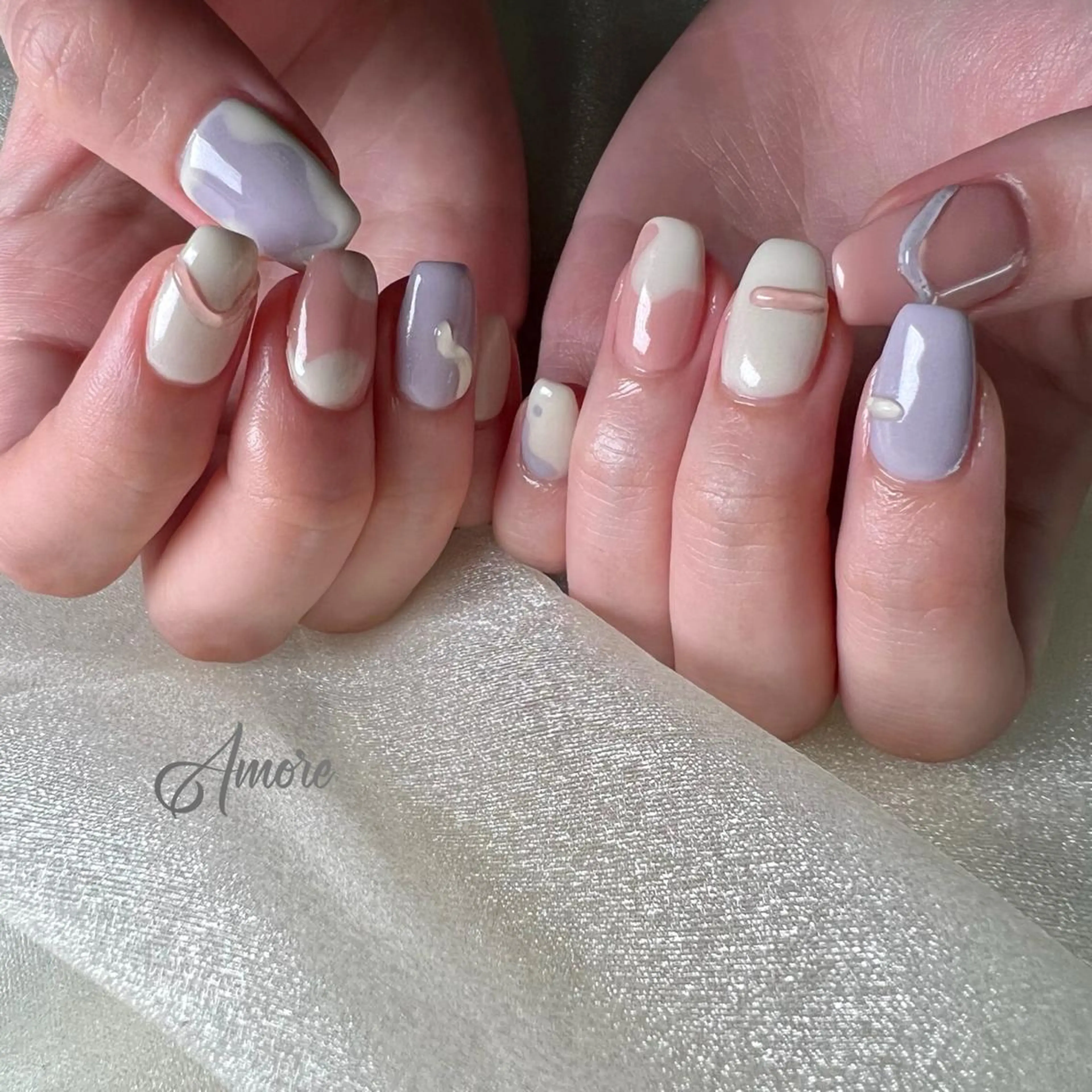 ネイル ジェルネイル 氷ネイル・うるうるネイル マグネットネイル ミラーネイル ニュアンスネイル You kyehwaのネイルデザイン