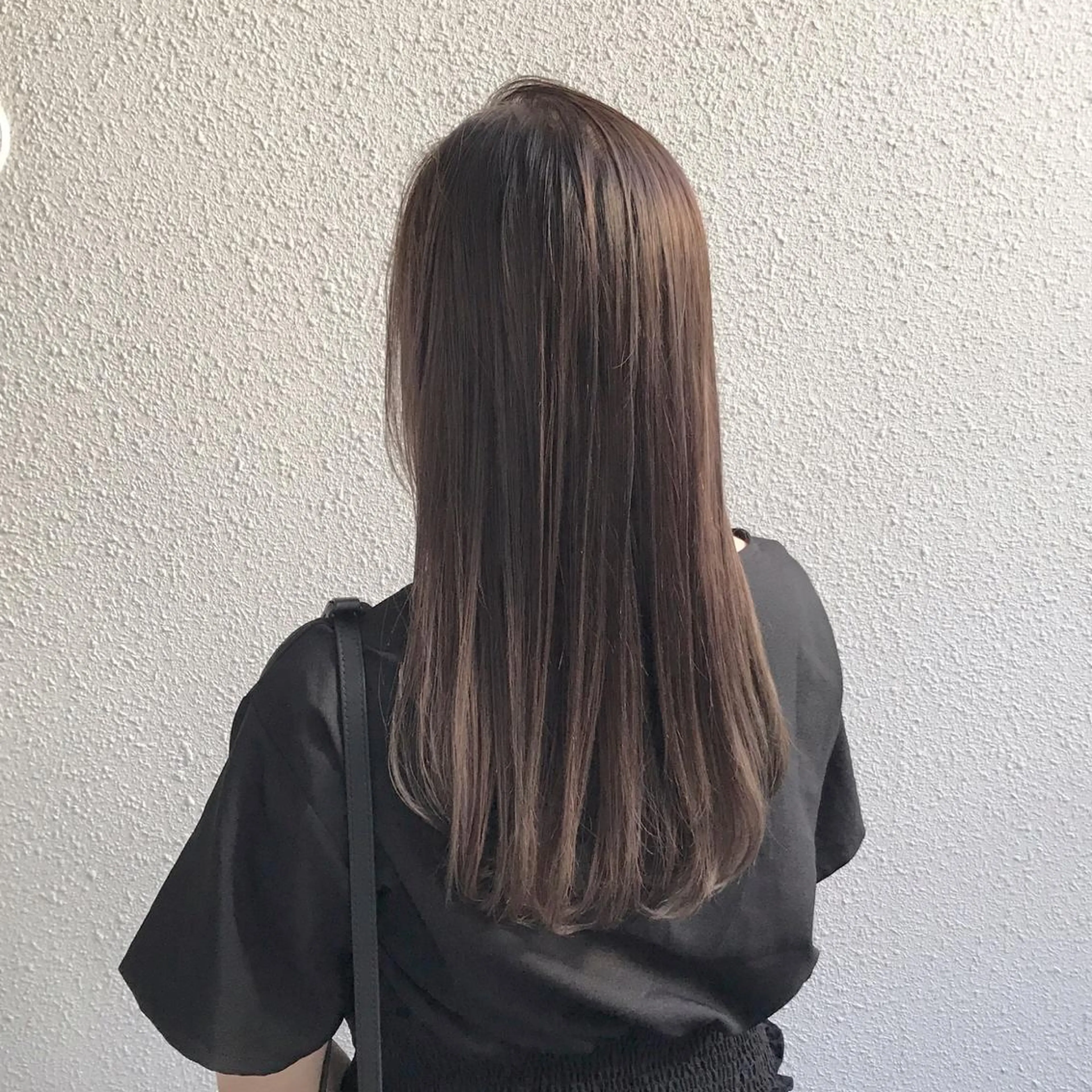 セミロング カラー アッシュ ハイライトカラー ハイライト インナーカラー/天神 ブリーチ/吉田のヘアスタイル