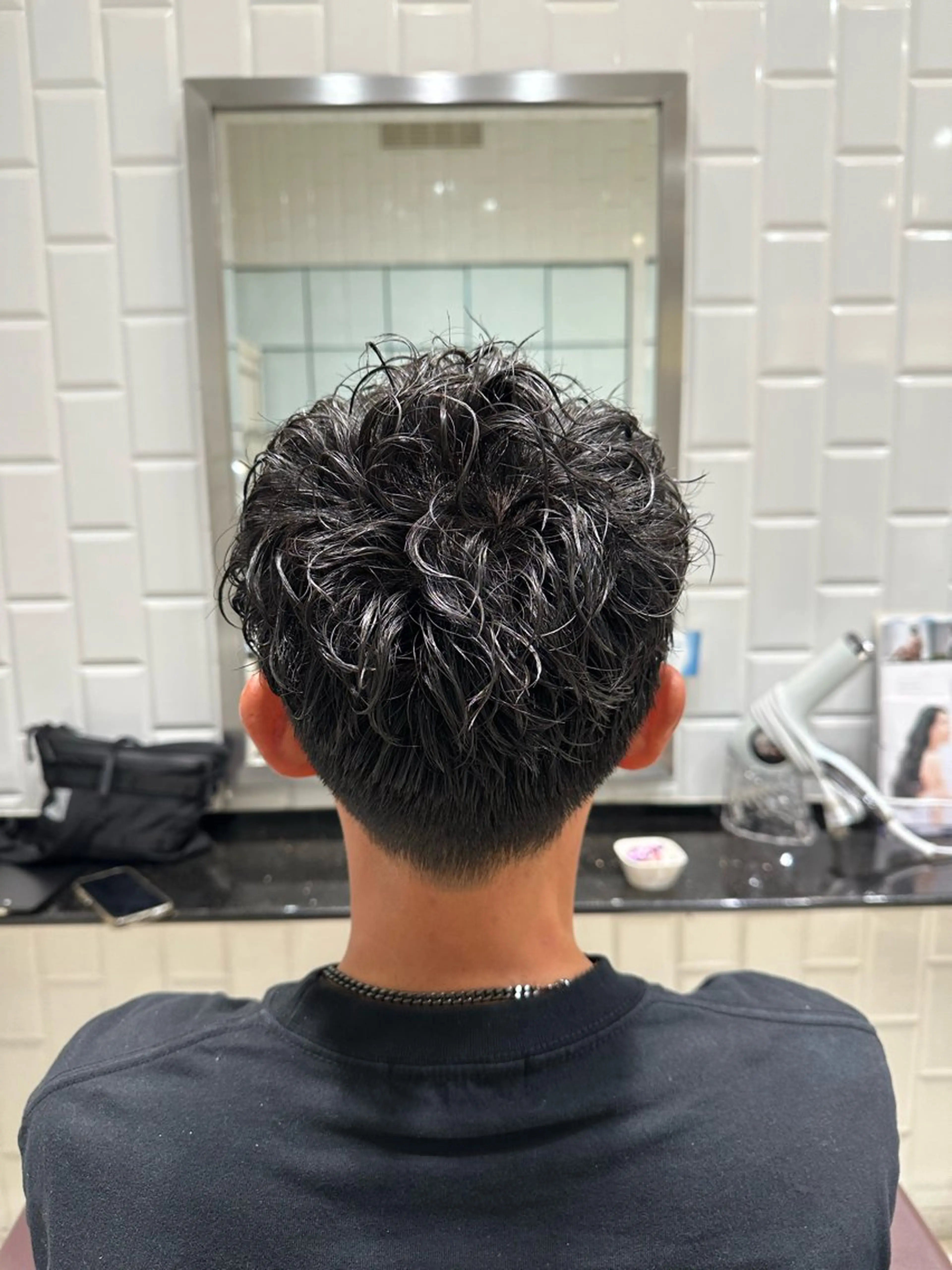パーマ メンズ 岡 咲穂のヘアスタイル
