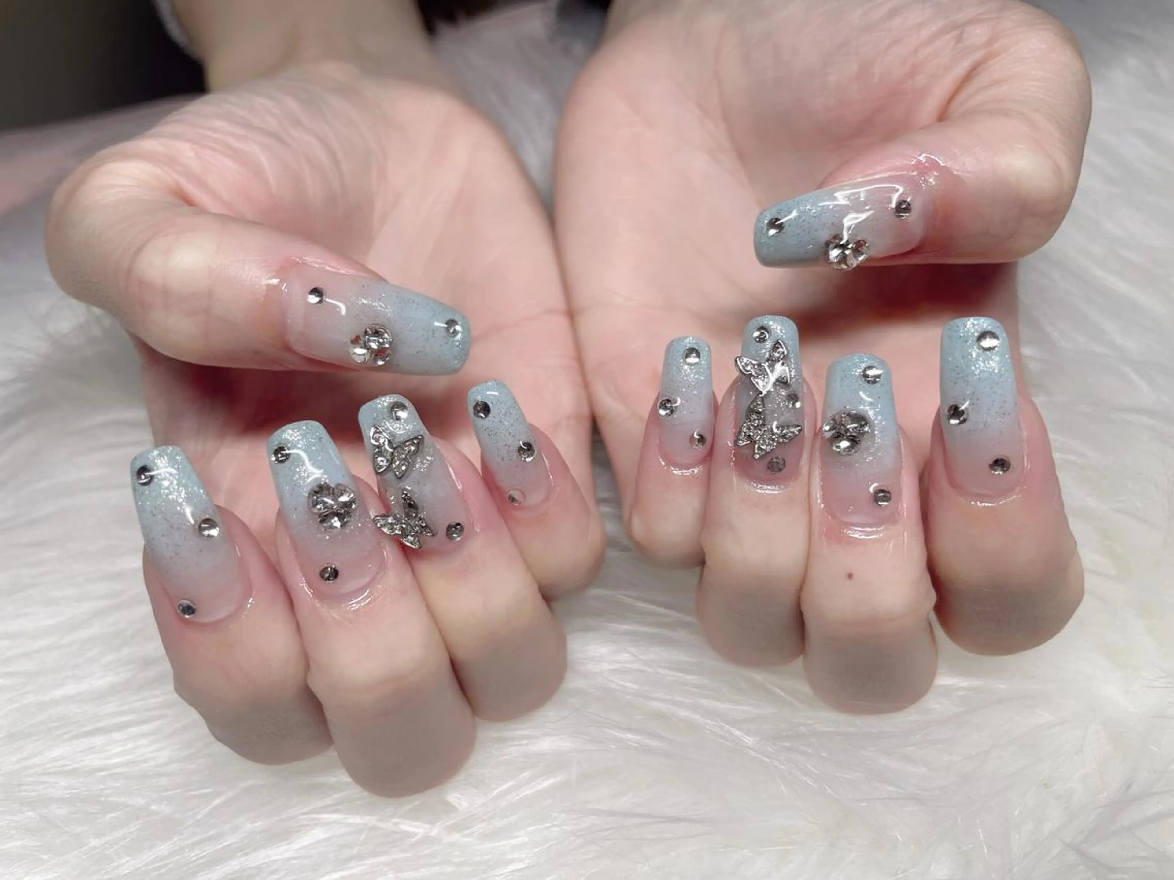 ミディアム ネイル 《LB》ラブリエ Nail&eyeのマツエク・マツパデザイン