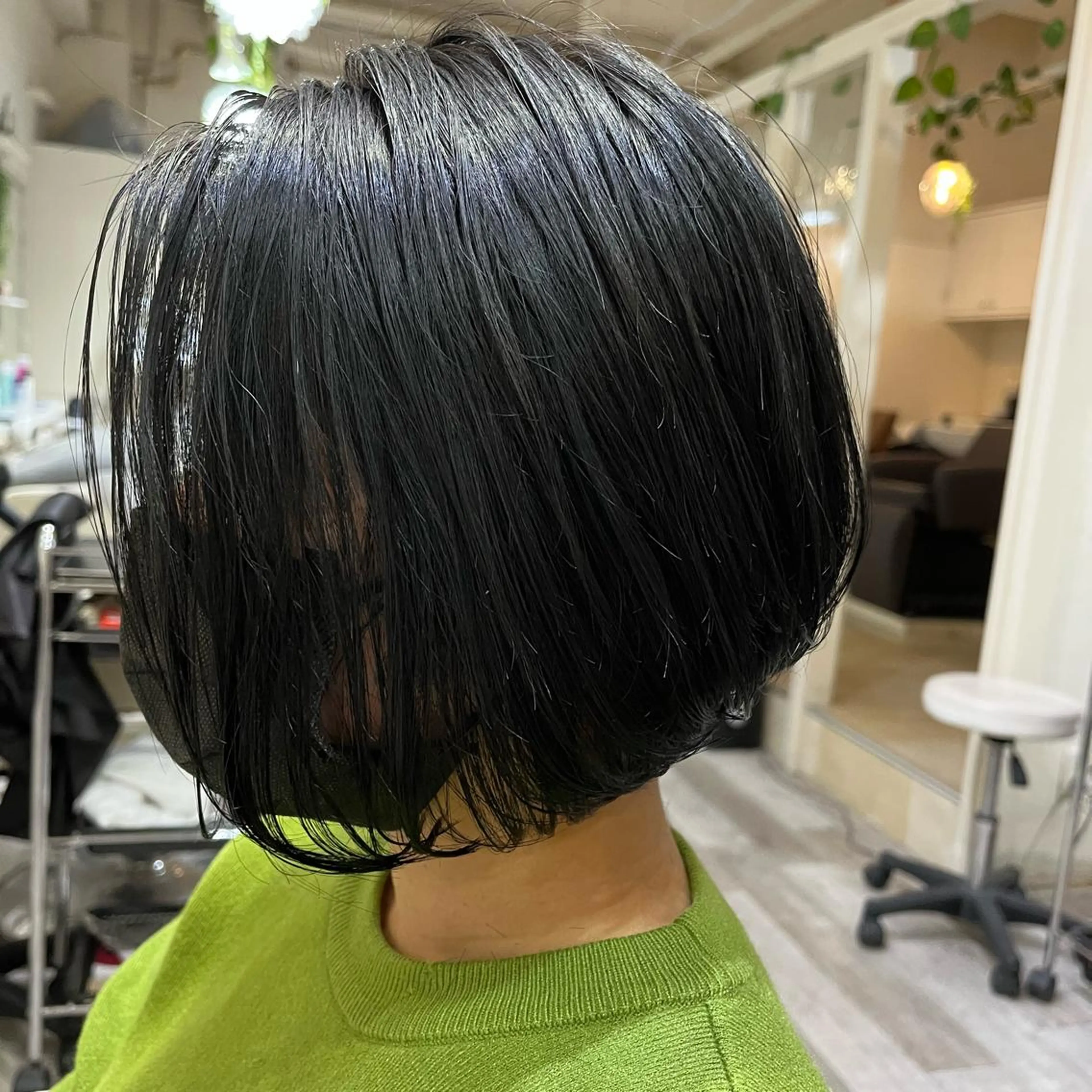 ショート ボブ カット トリートメント カラー職人 なかもと たつひろのヘアスタイル