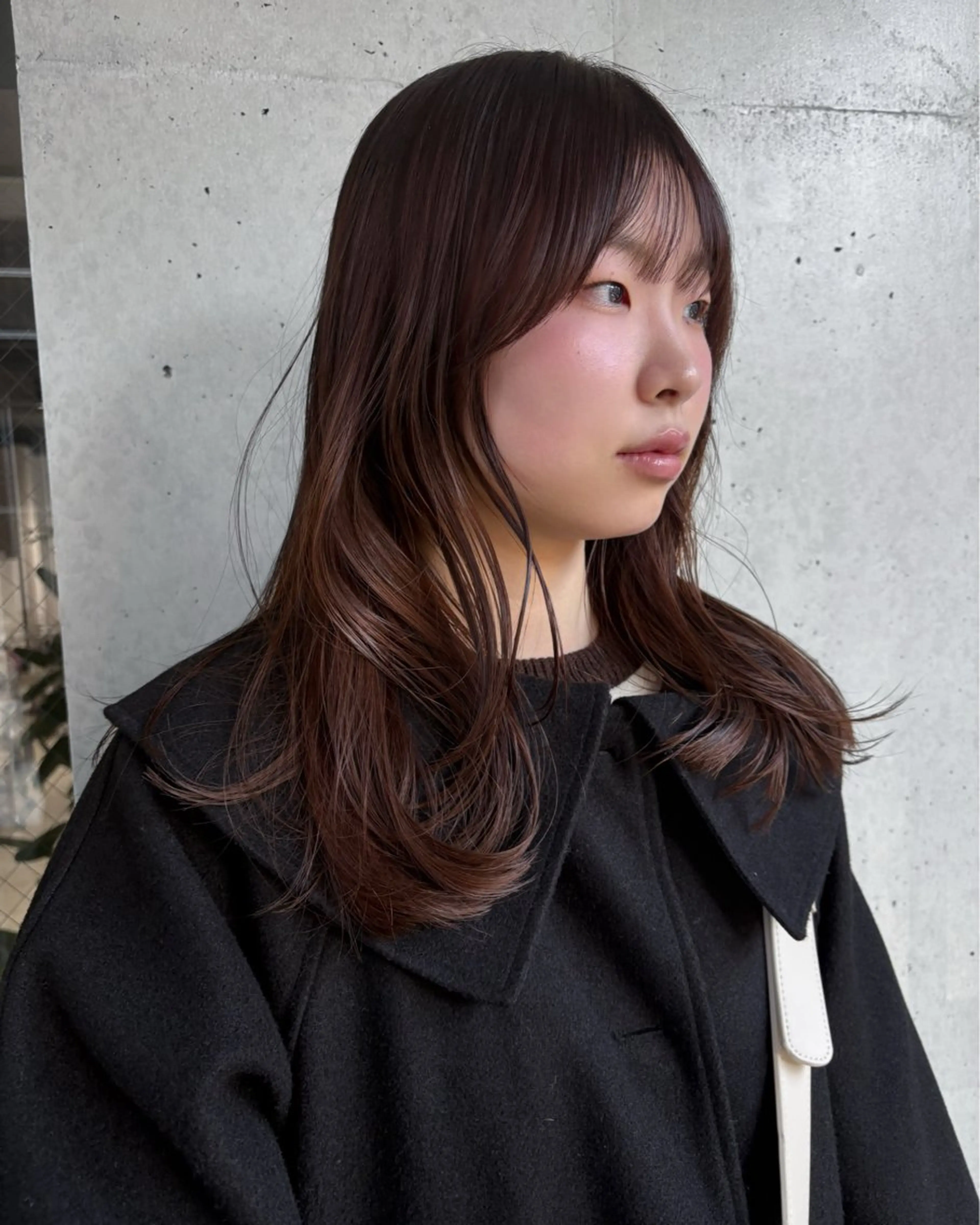 ミディアム 薄暮 マツイ レンのヘアスタイル
