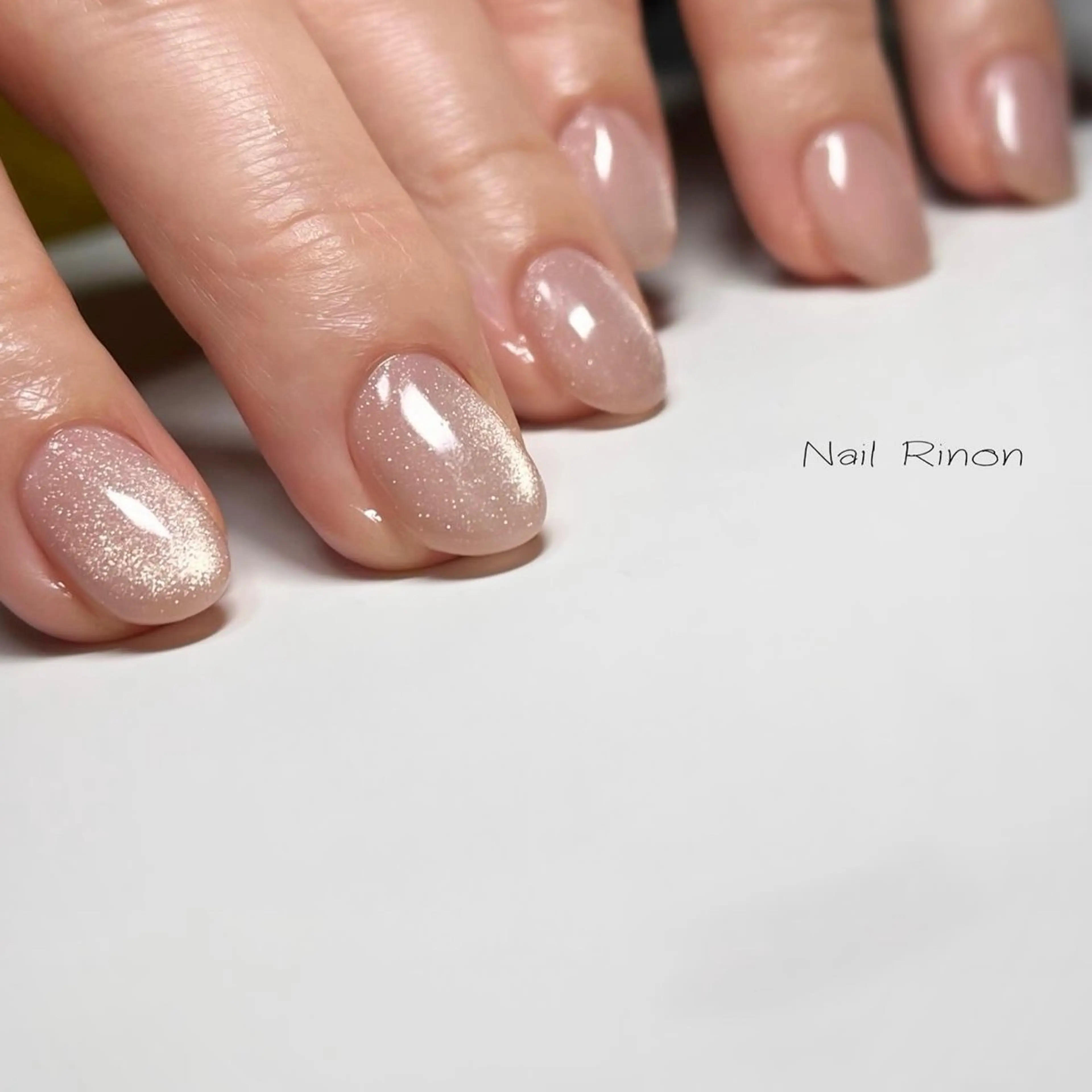 ネイル マグネットネイル ハンドネイル Nail Rinonのネイルデザイン