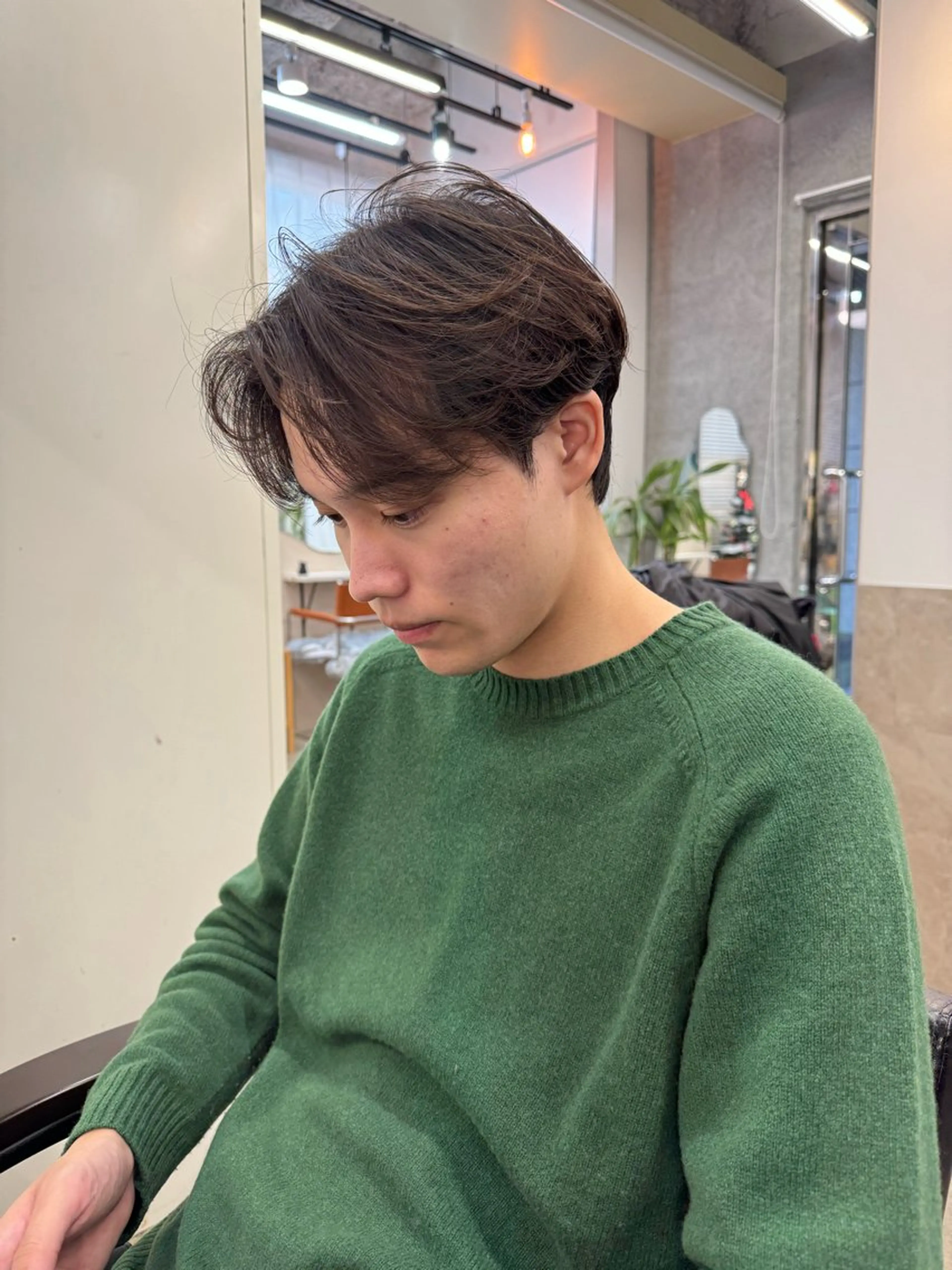 ショート パーマ メンズ カルマパーマ メンズパーマ ニュアンスパーマ カット パーマ Peyp所属・早瀬裕之 パーマのヘアスタイル