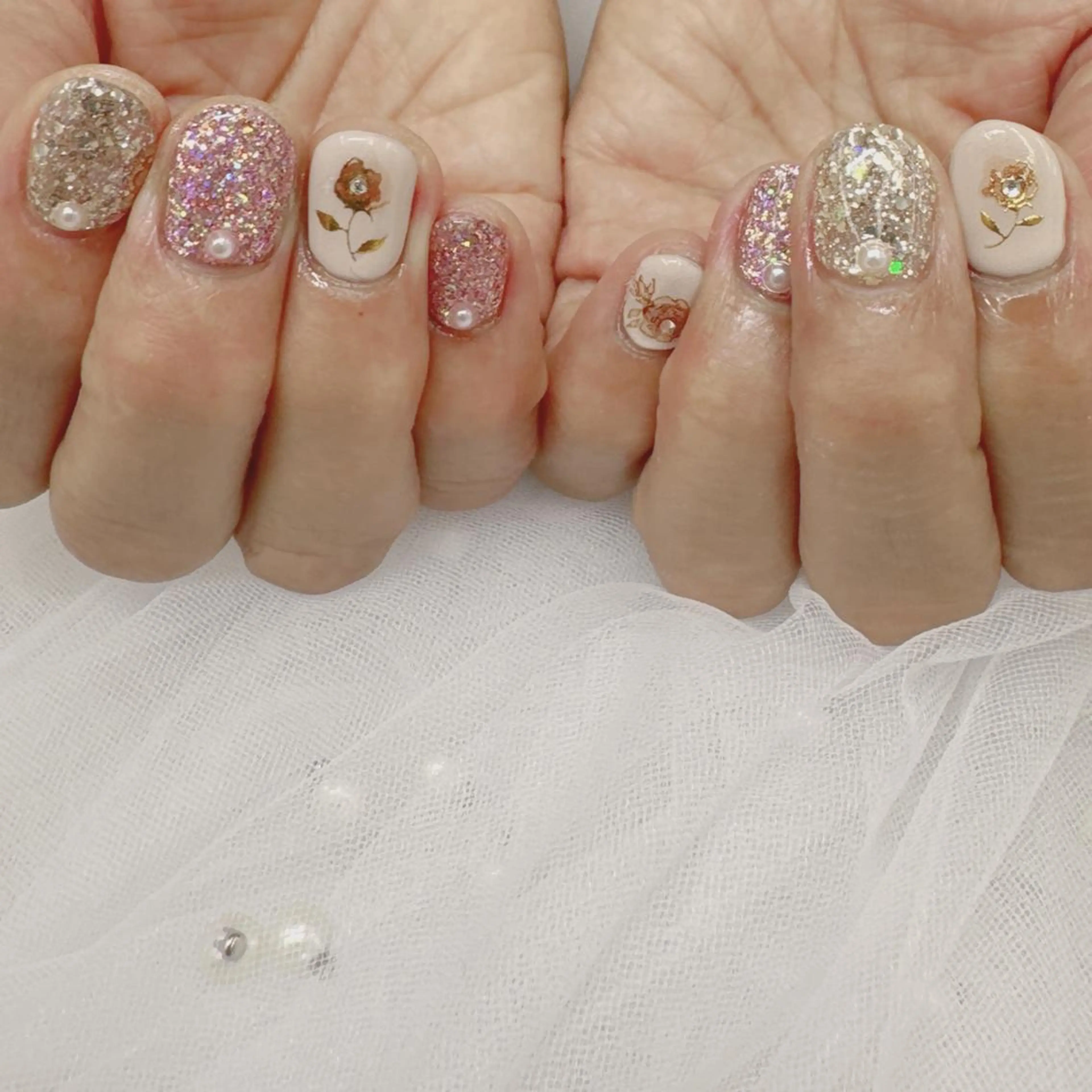 ネイル Nail salon Honey Beeのネイルデザイン