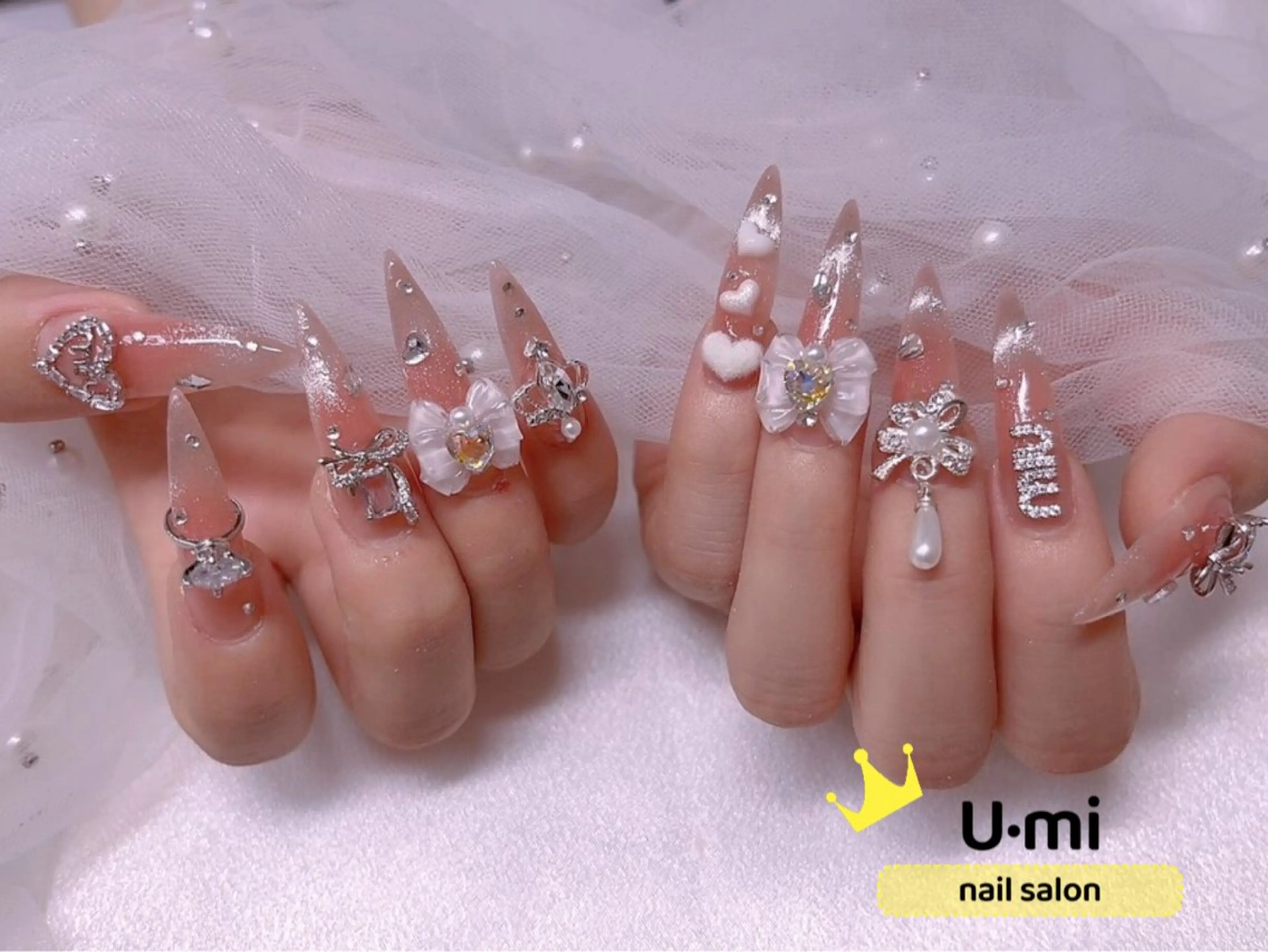 ネイル UMI ネイルサロン新宿🎀のネイルデザイン