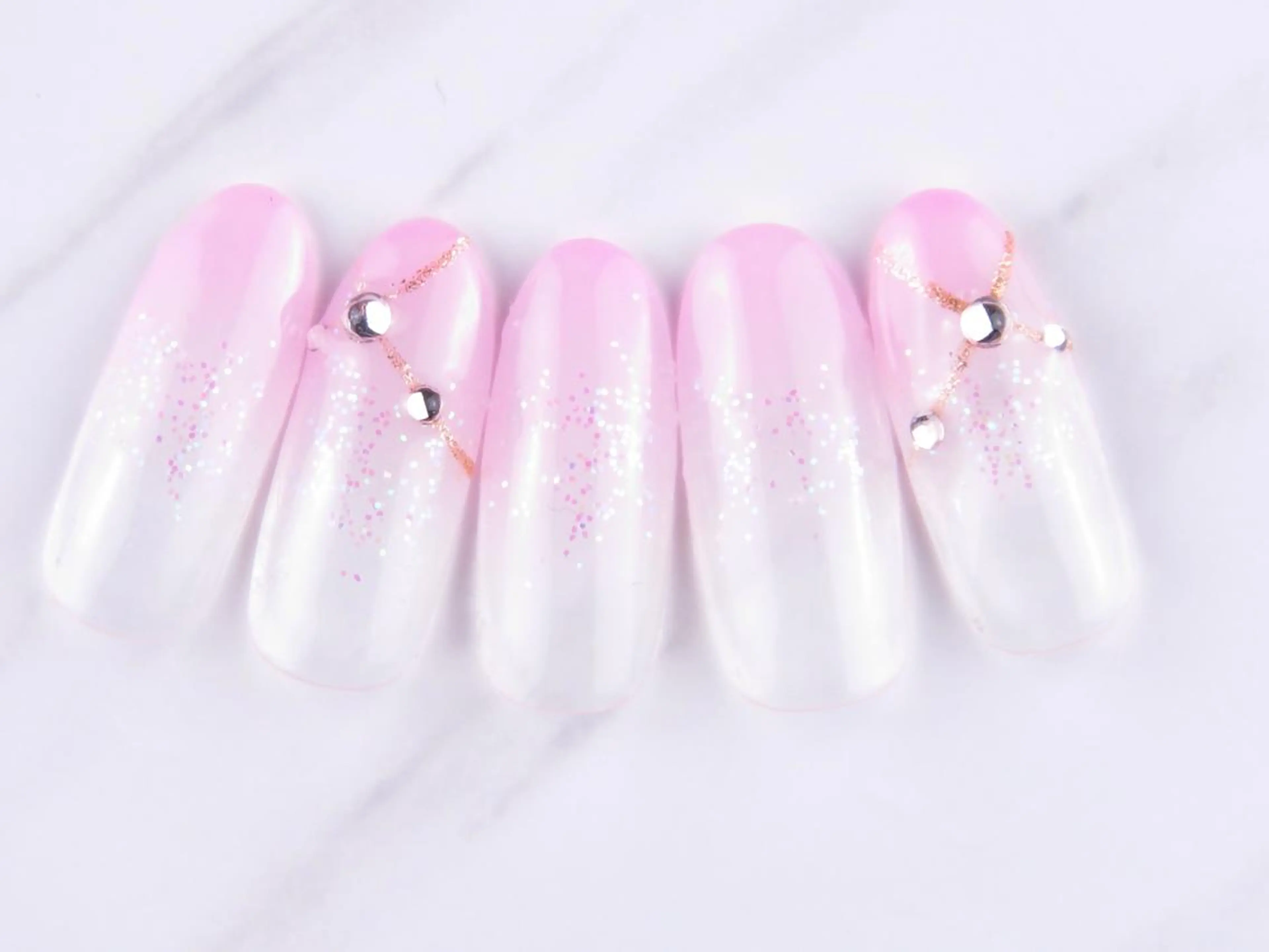 ネイル ネイリスト シンのネイルデザイン