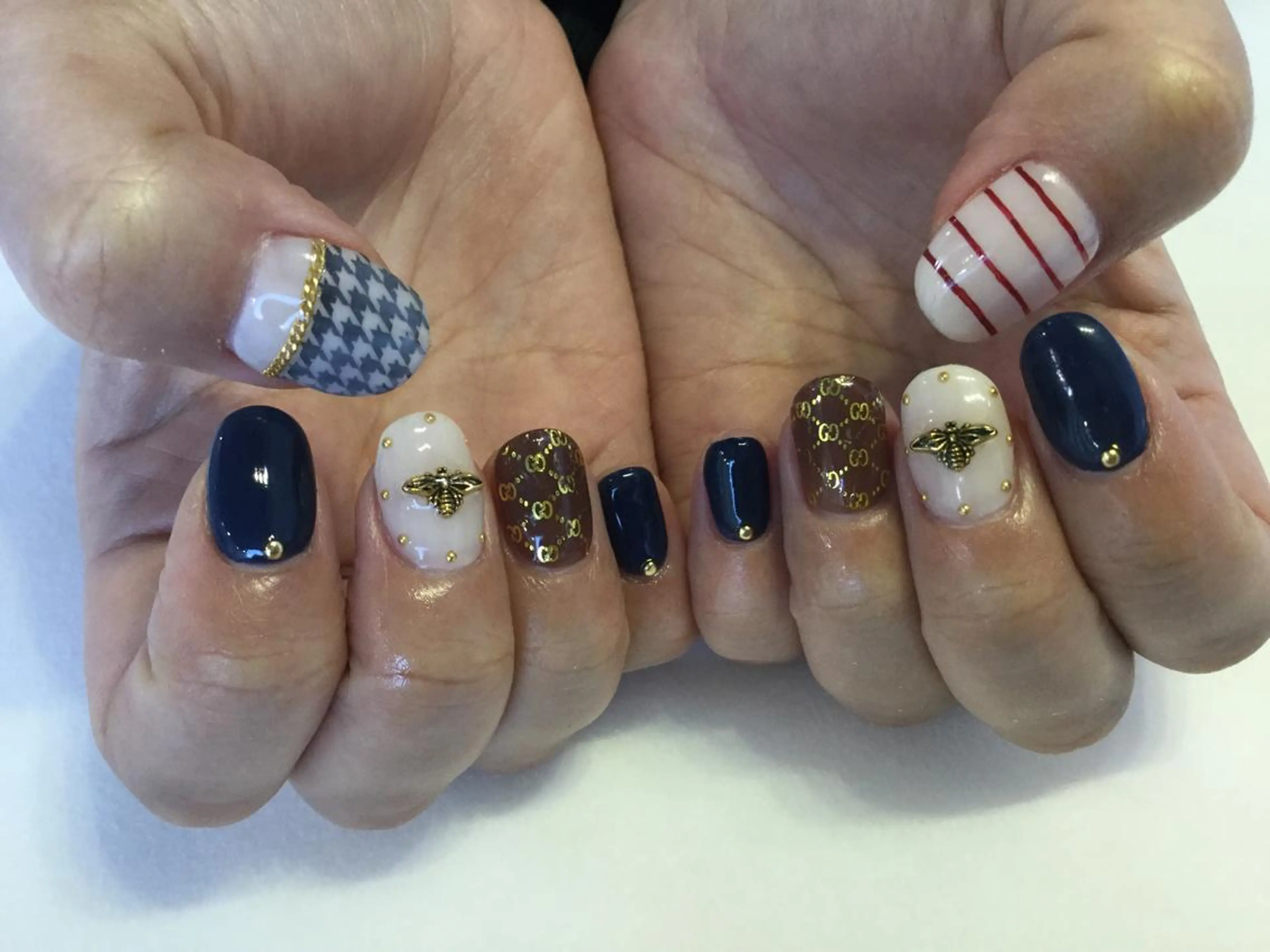 ネイル 💎🐰 saki. m 🐰💎のネイルデザイン