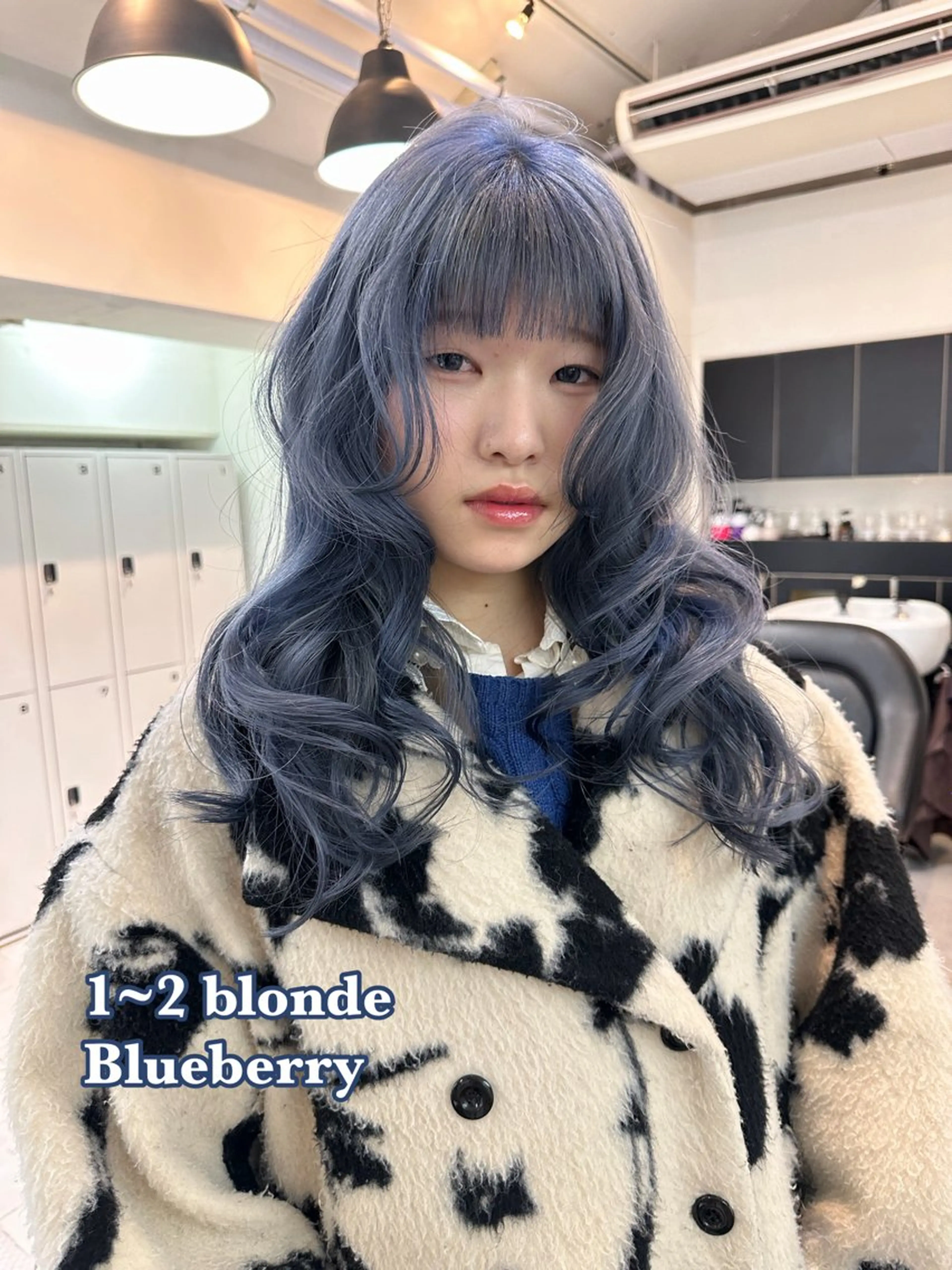 セミロング カット ヘアカラー Hana ハイトーン🕯🩰のヘアスタイル