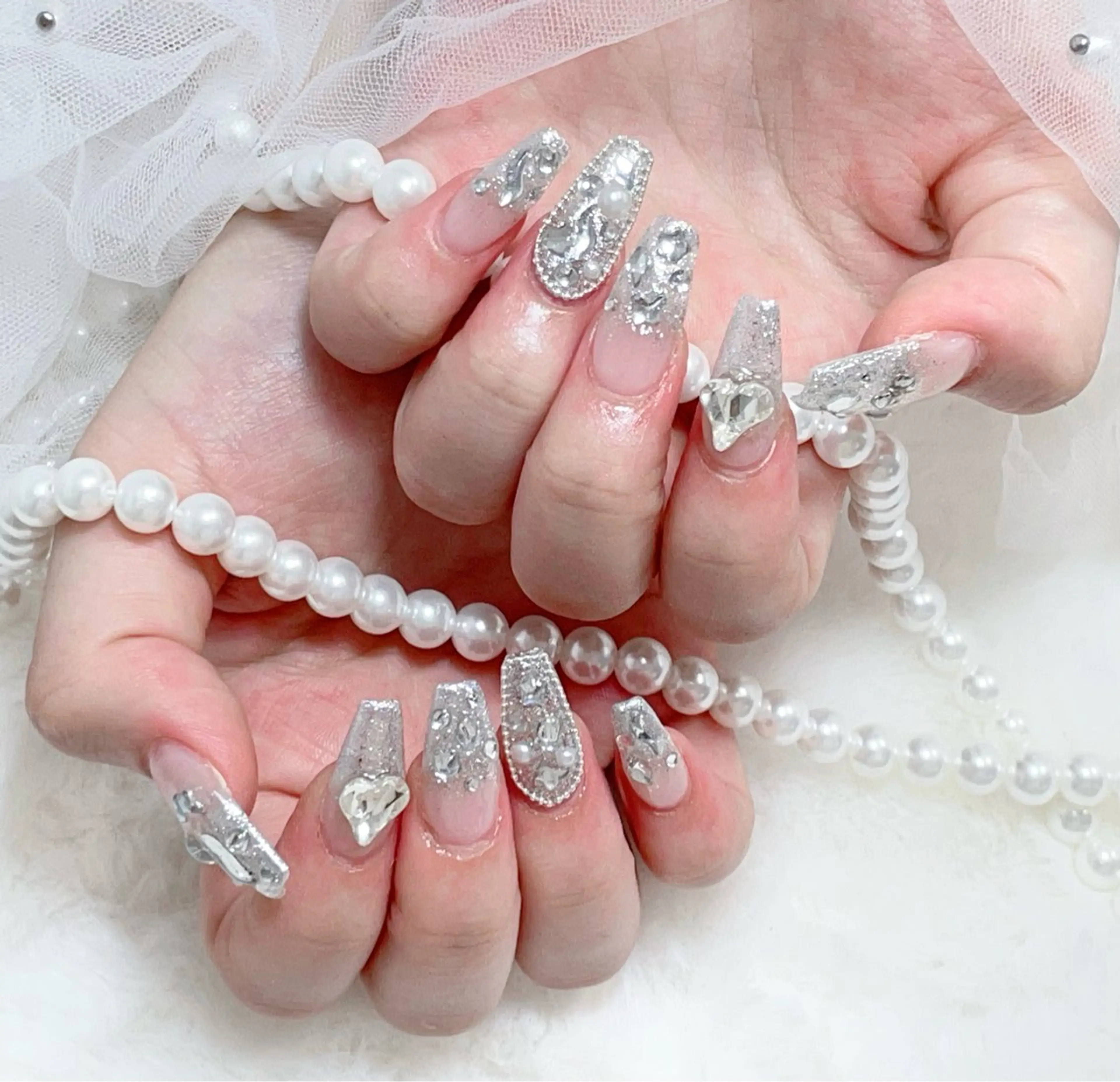 ネイル アートネイル フットネイル ジェルネイル マグネットネイル パラジェル ハンドネイル B·U Nail大宮 長さだし専門店のネイルデザイン