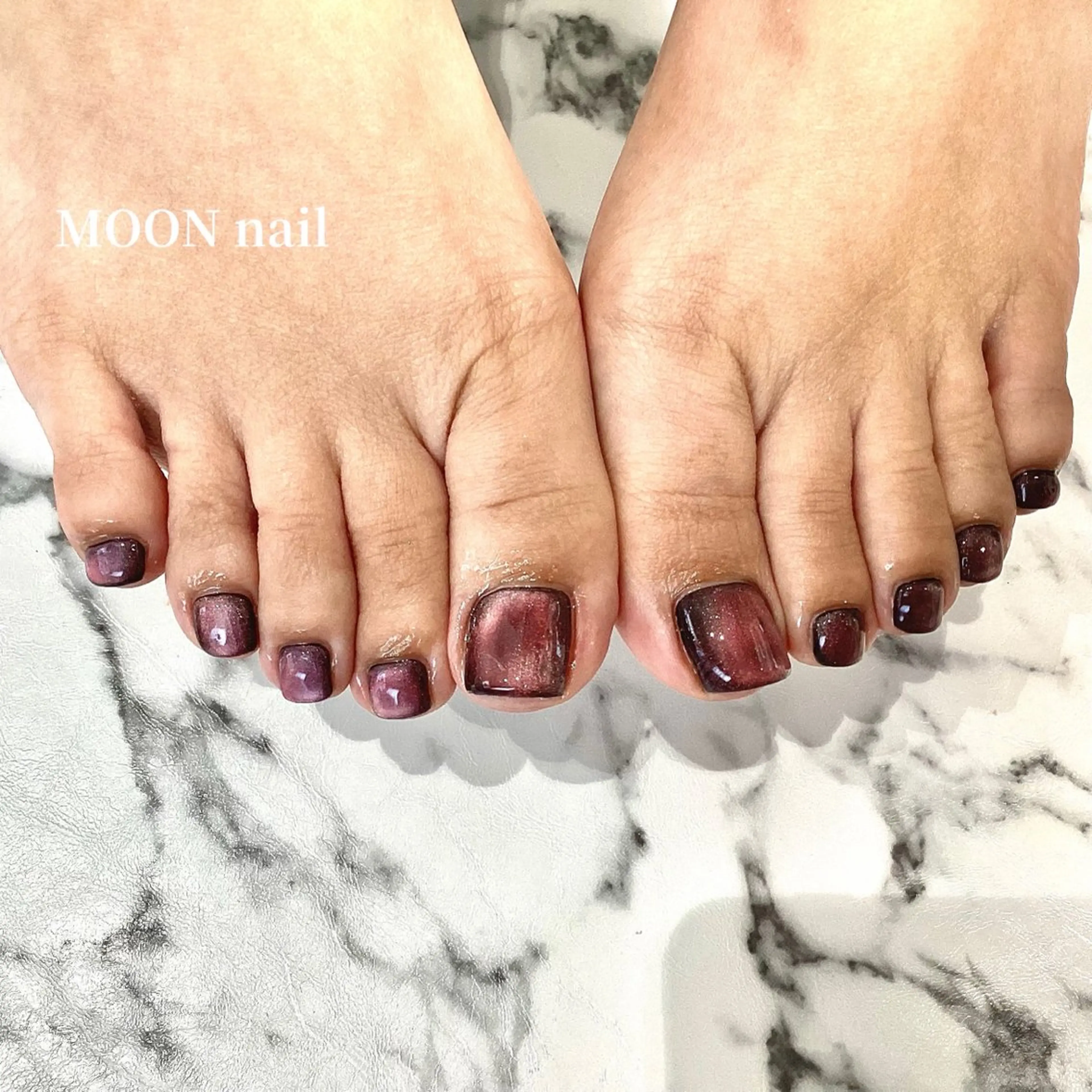 ネイル マグネットネイル フットネイル 浦添 MOON  nailのネイルデザイン