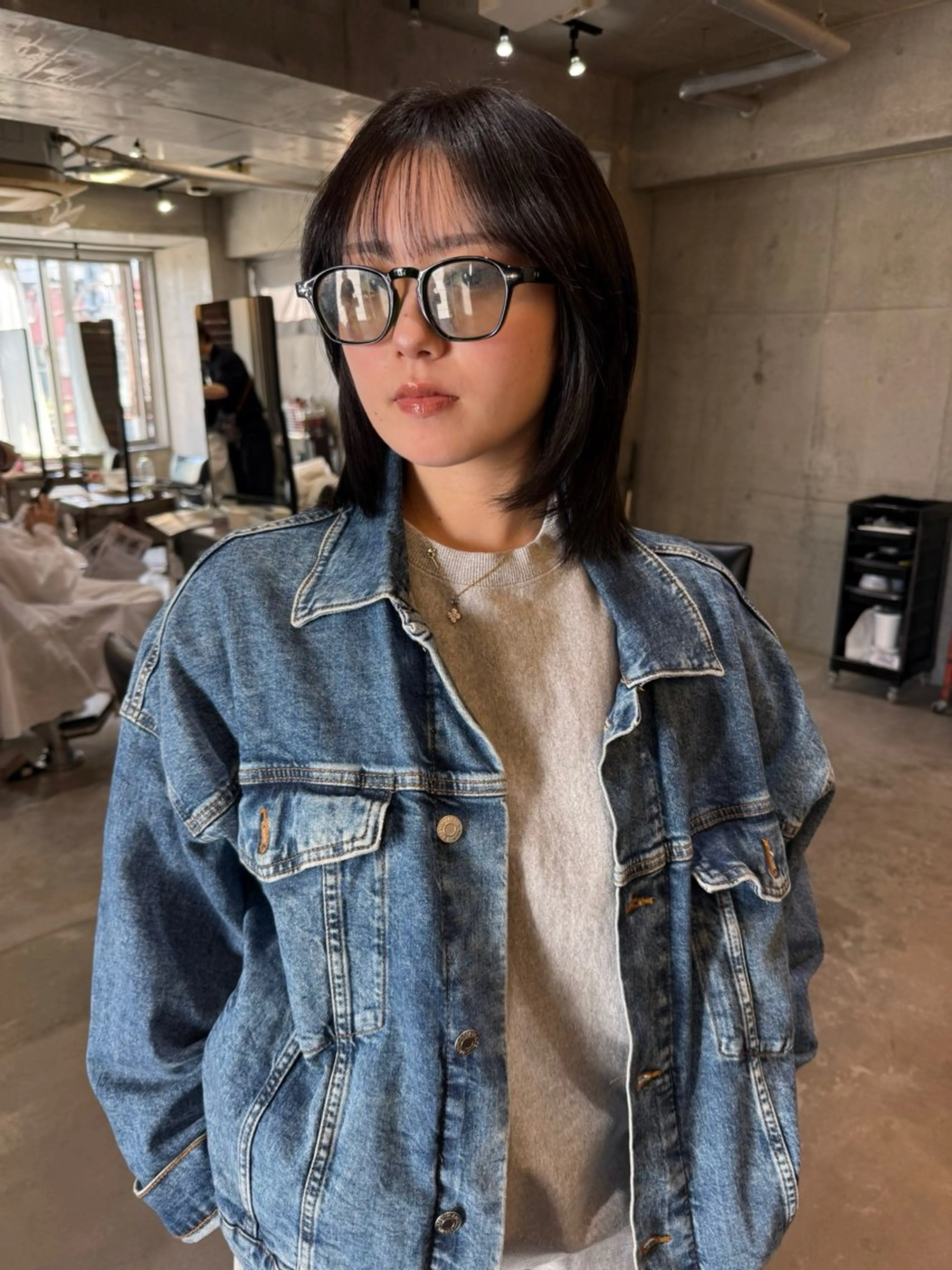 ミディアム ボブ 伸ばしかけ レイヤーカット レイヤーカット\ウル フ　chinatsuのヘアスタイル