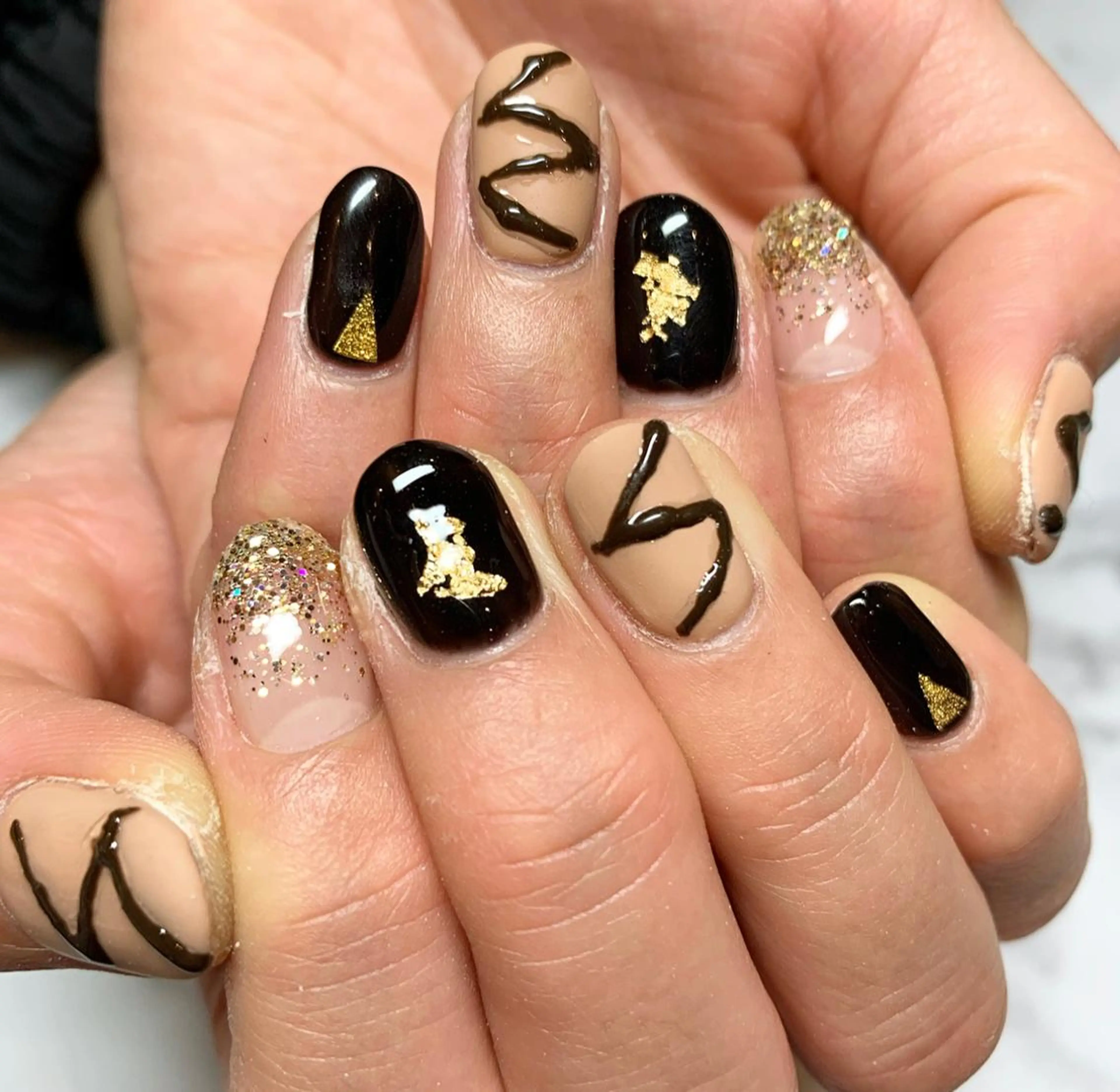 ネイル 駒月 明日香の眉毛・アイブロウイメージ