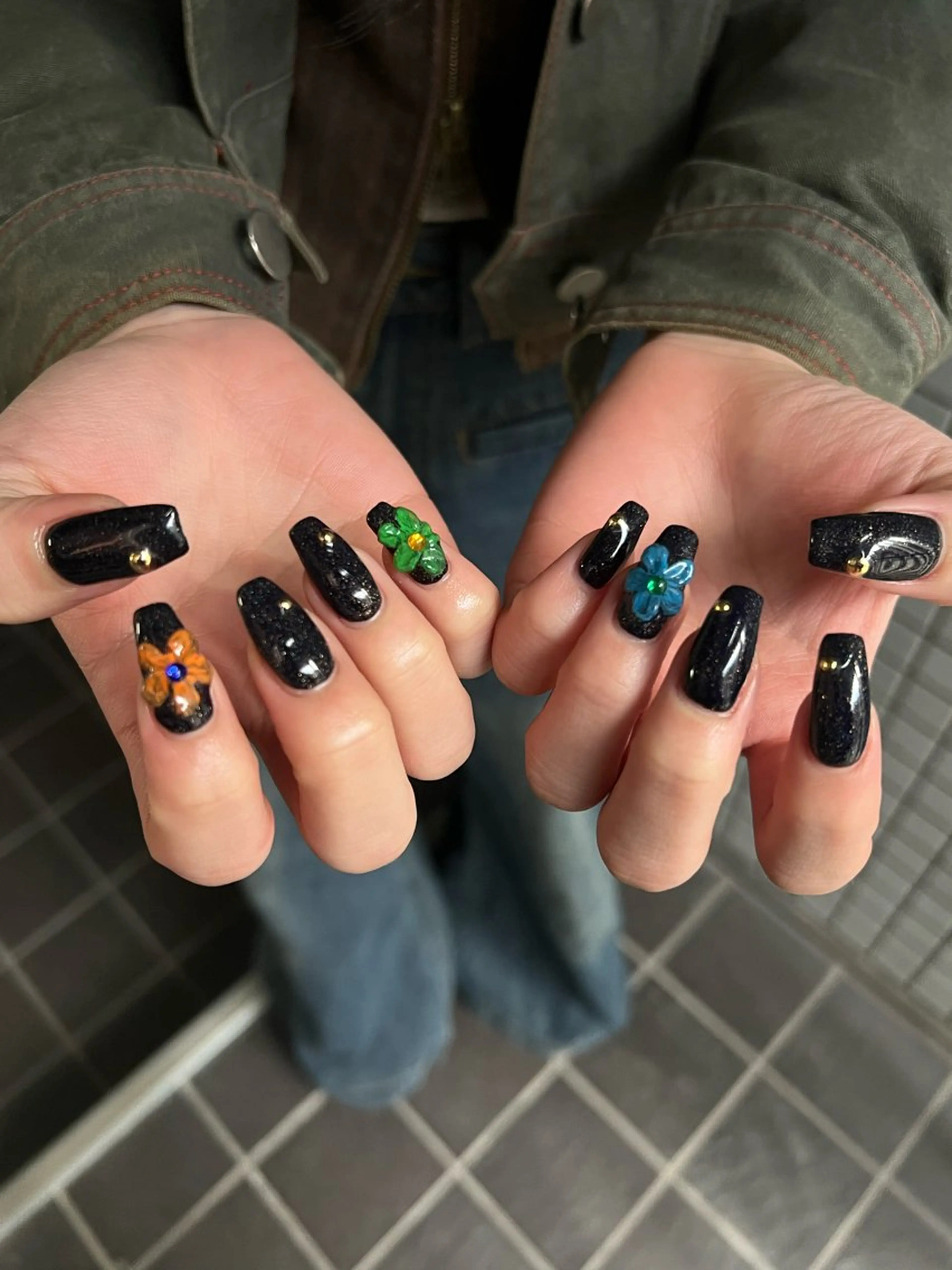 ネイル ハンドネイル Hata nail 🎀個性派ニュアンスのネイルデザイン