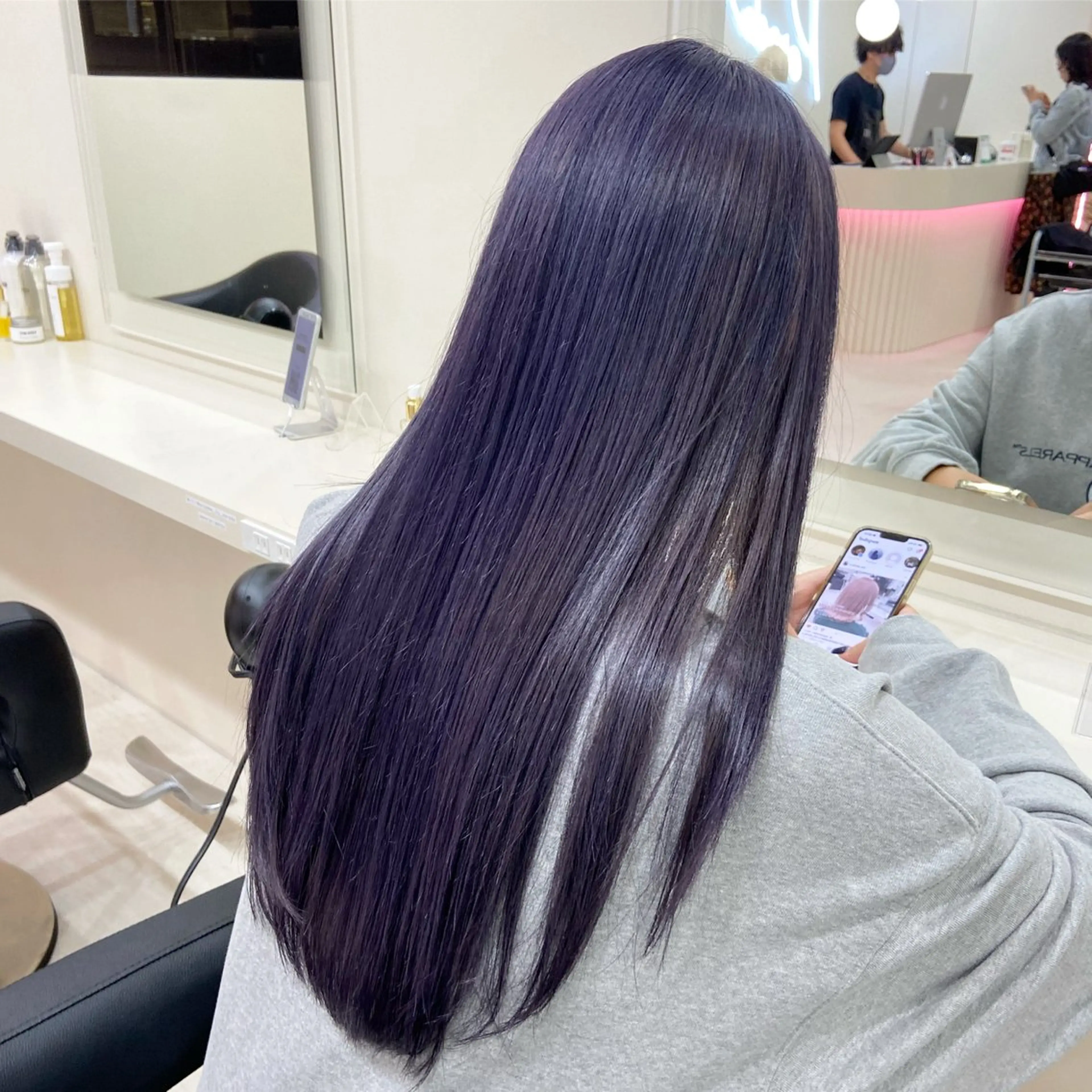 ロング カラー モテ髪ハイトーン🫧 serina🎀池袋のヘアスタイル