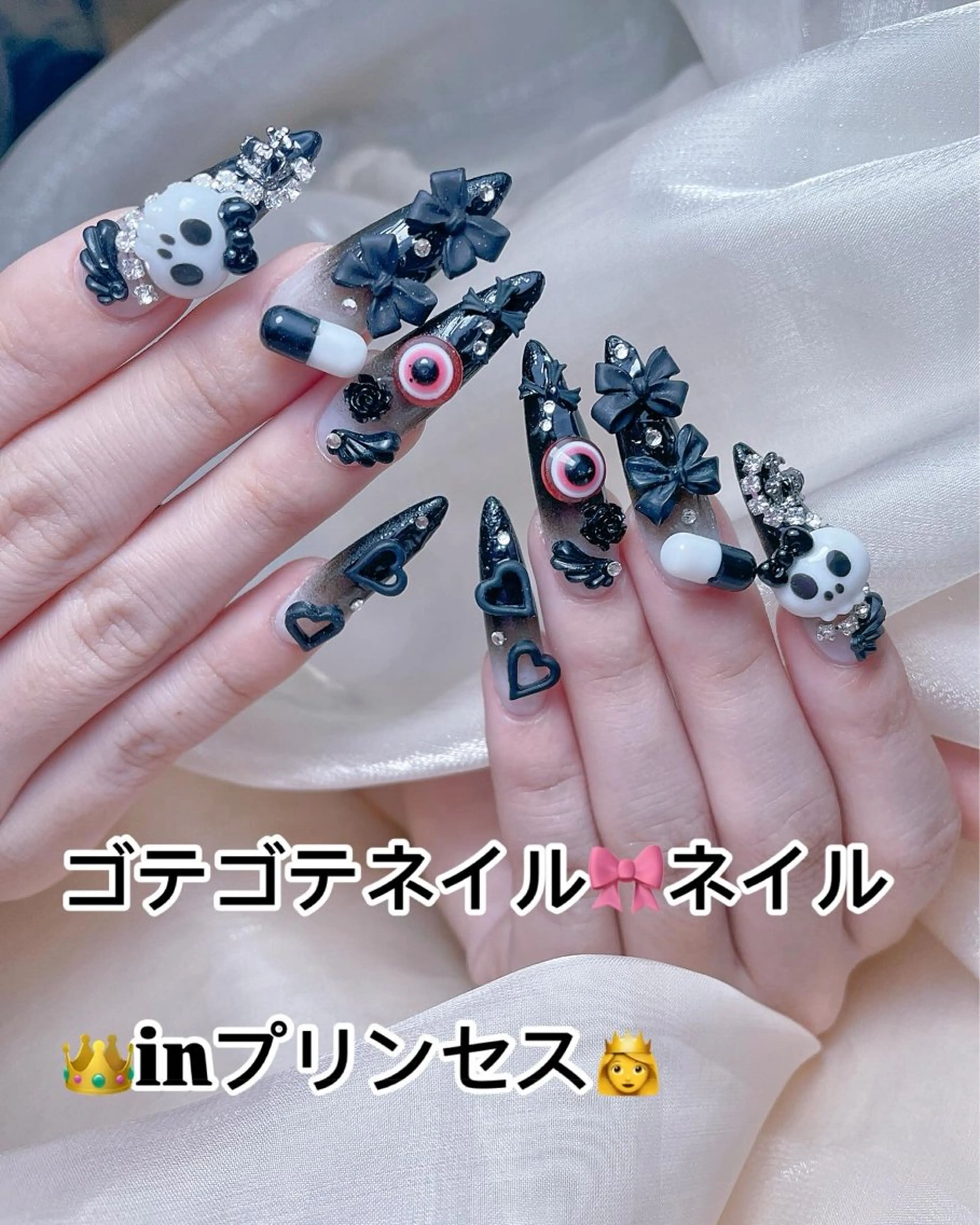 ネイル チークネイル ガーリー キラキラネイル 韓国ネイル リボン ハンドネイル princess スカルプ専門店のネイルデザイン