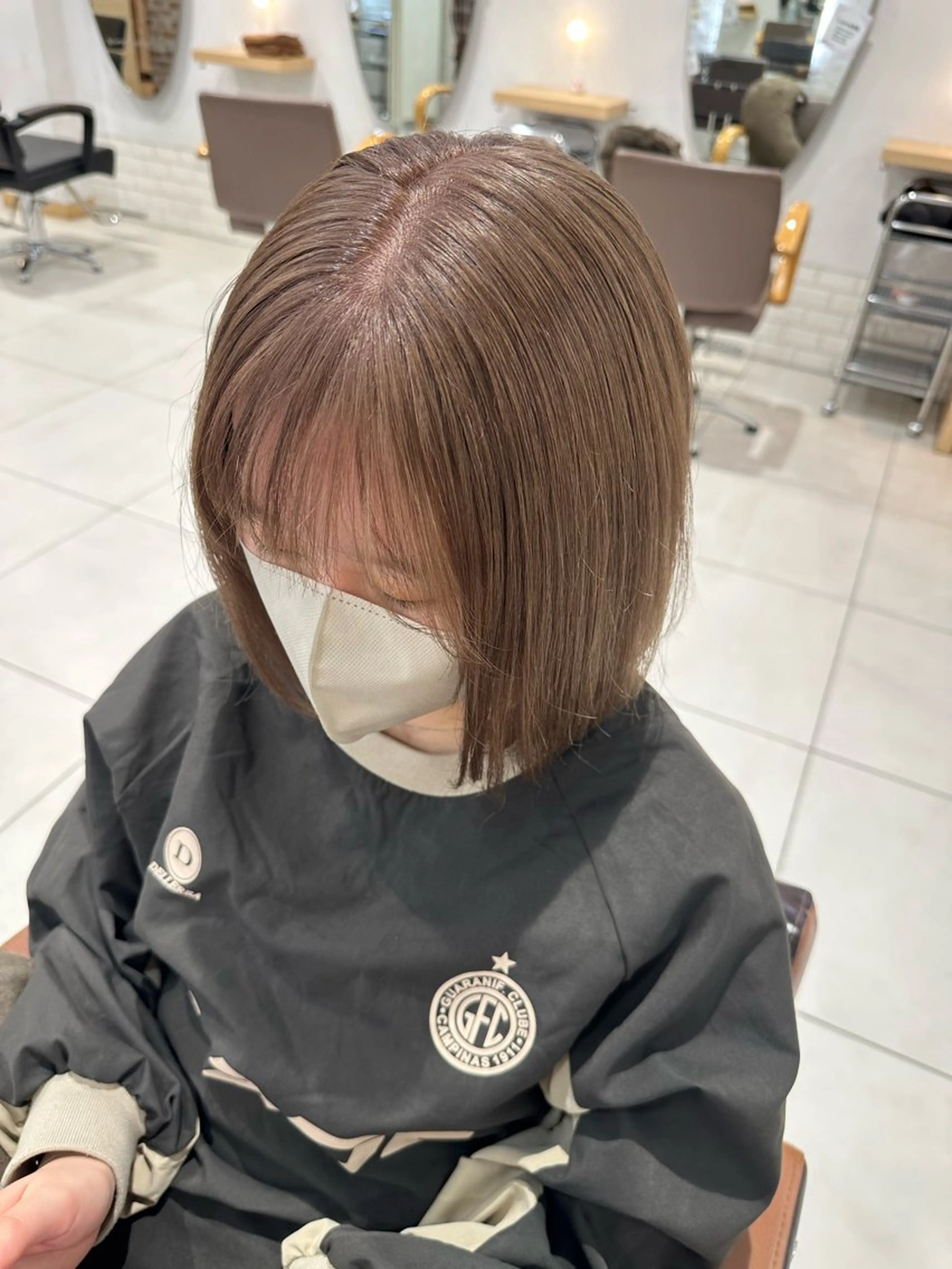 ミディアム カラー ベージュカラー ブリーチ ダブルカラー ブリーチなしカラー ボブ カット ヘアカラー トリートメント 山下恋佳/矢場町/ ブリーチ/ショートのヘアスタイル