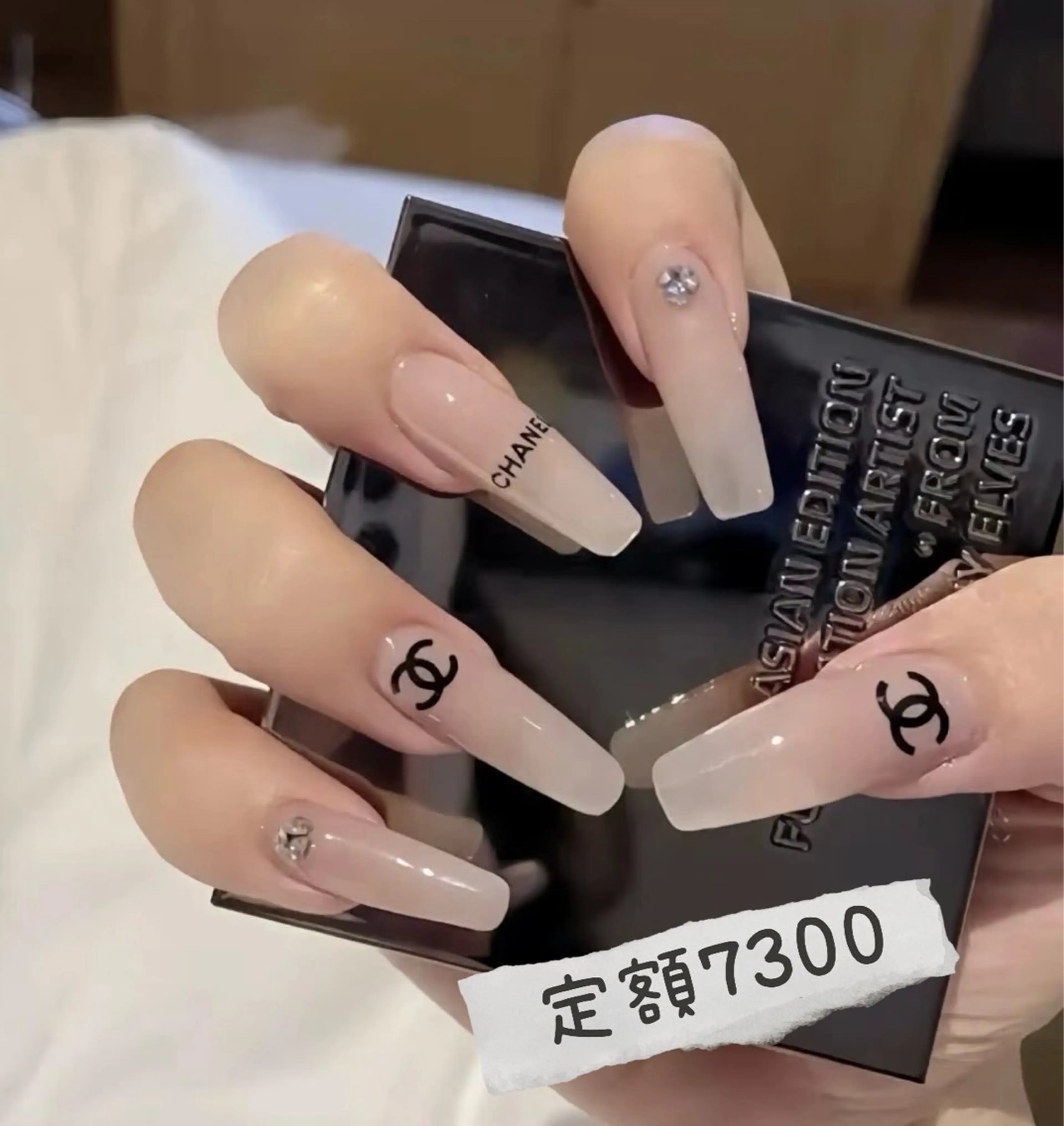 ネイル チークネイル 長さ出し フラッシュネイル フットネイル フレンチネイル Niko nailサロンのネイルデザイン