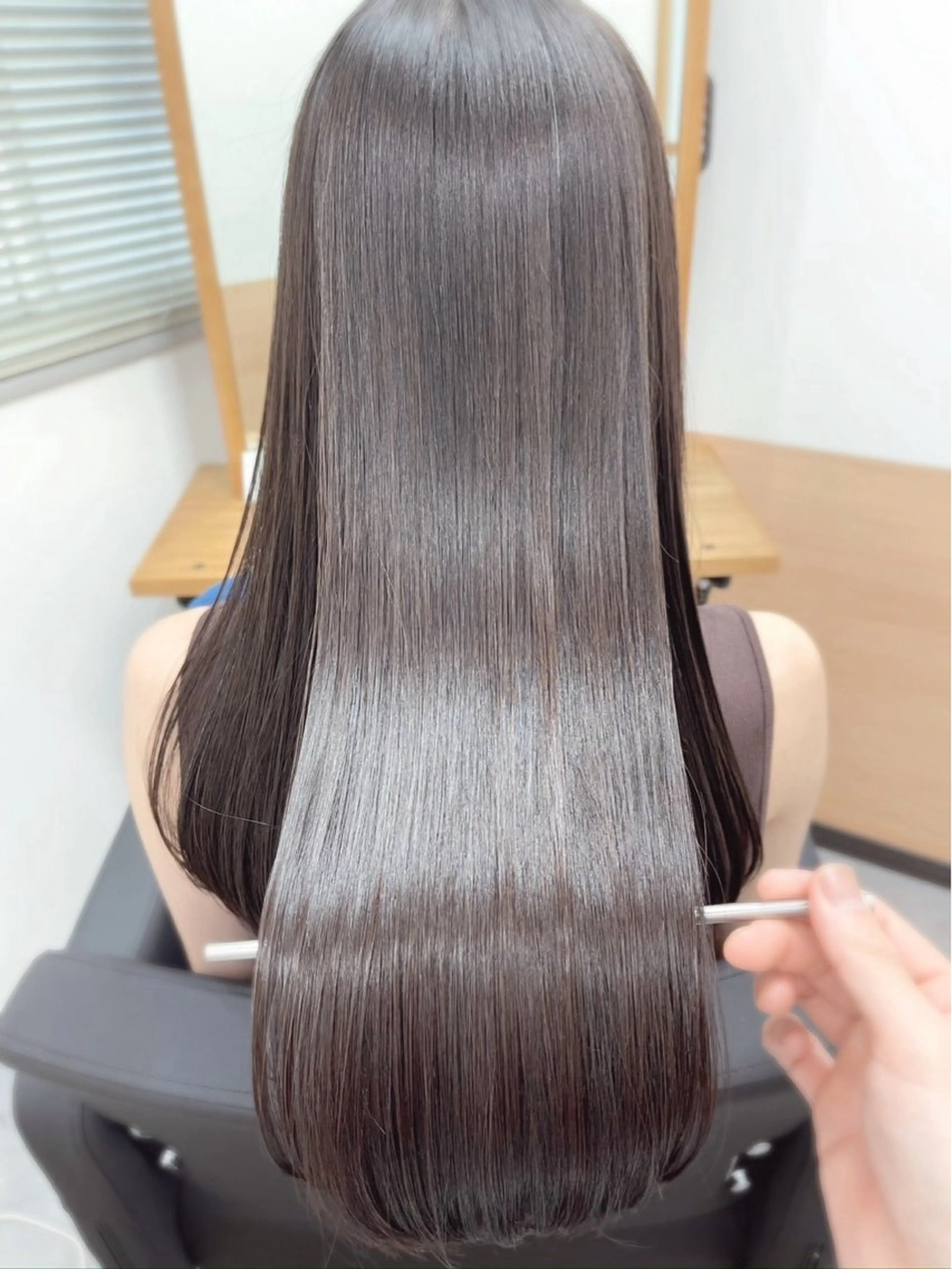 ロング lien YUKOのヘアスタイル