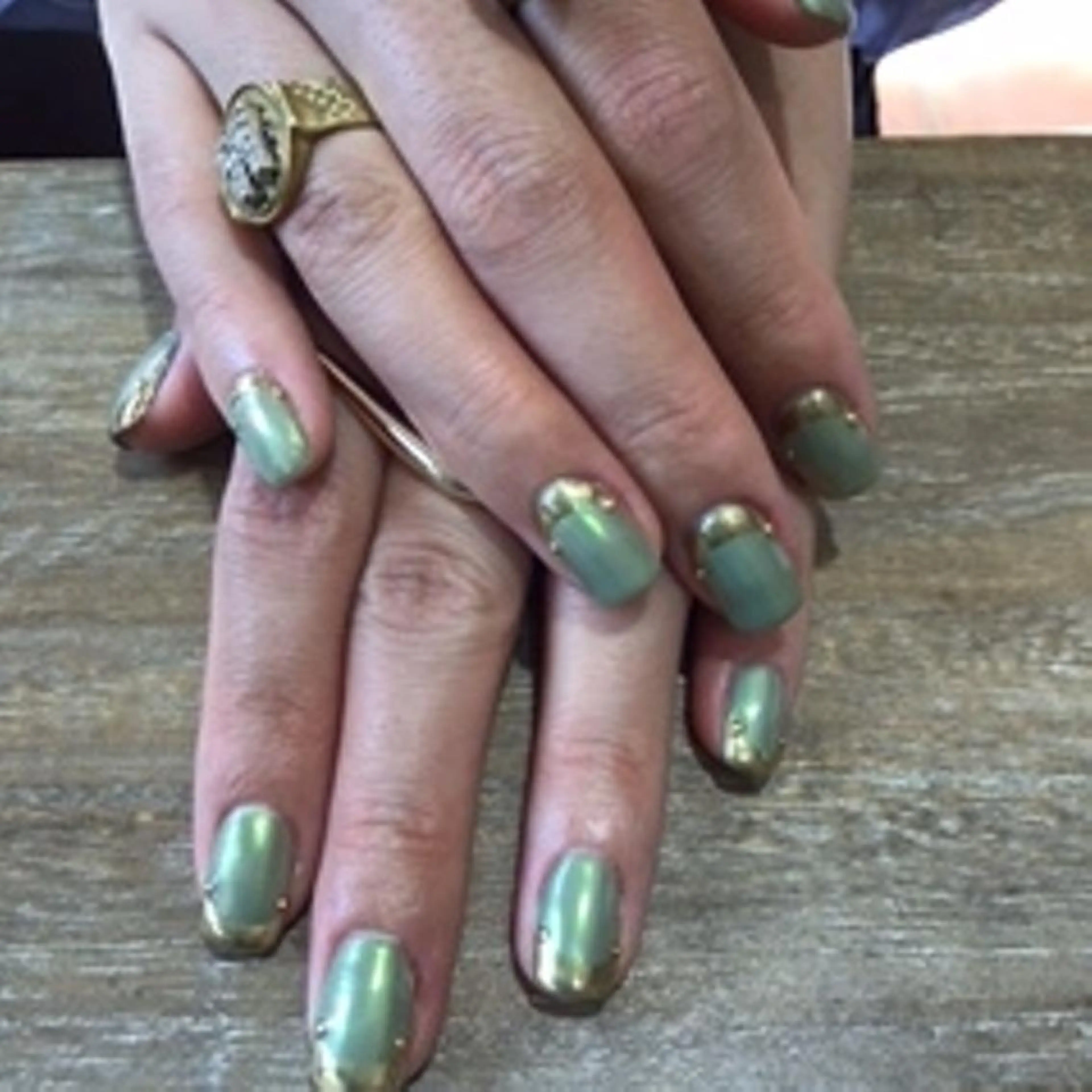 ネイル 持ち込み 八木 香澄のネイルデザイン