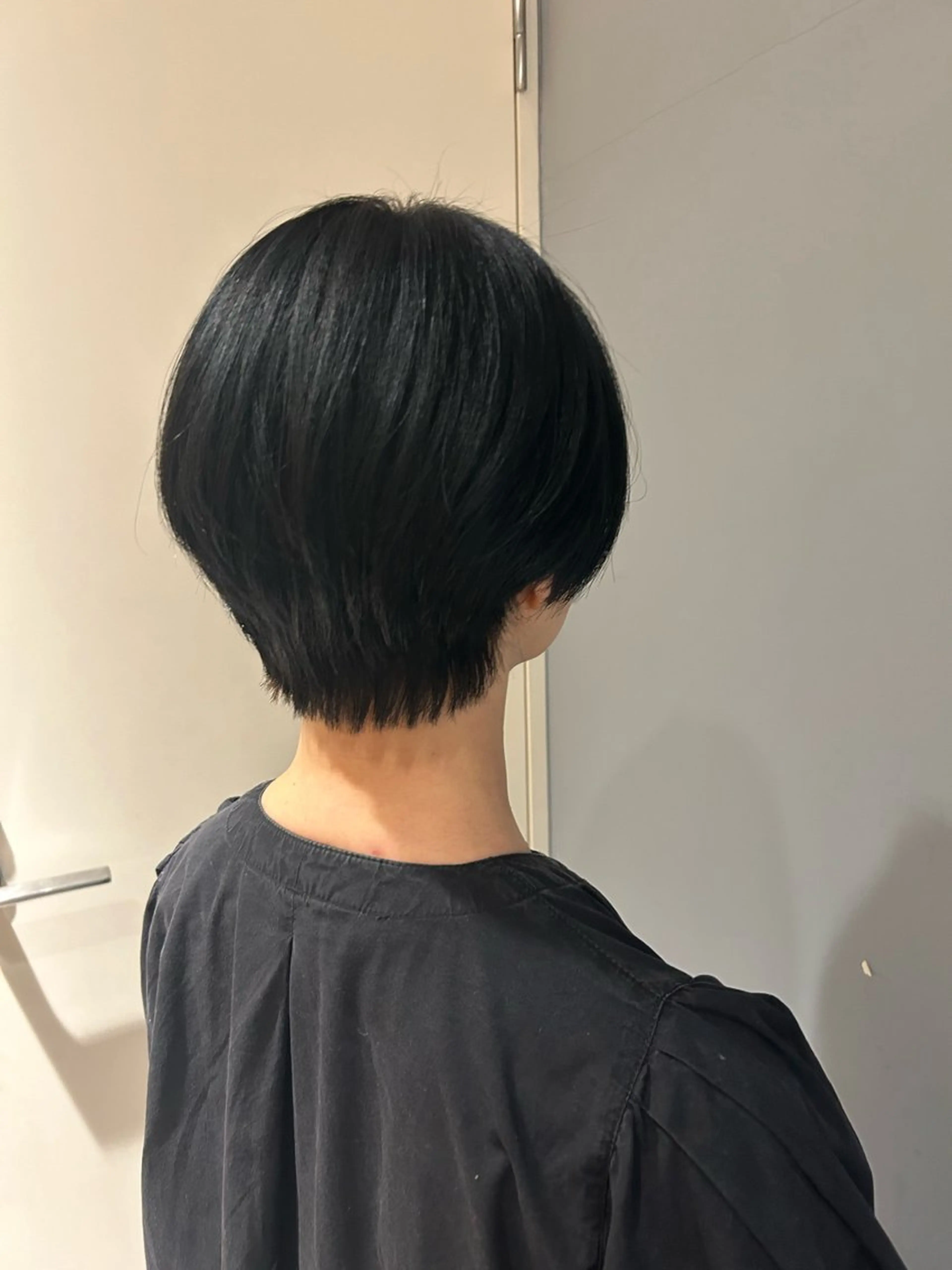 ショート カラー くびれヘア ショートヘア 👒oikawa kaede🍃のヘアスタイル