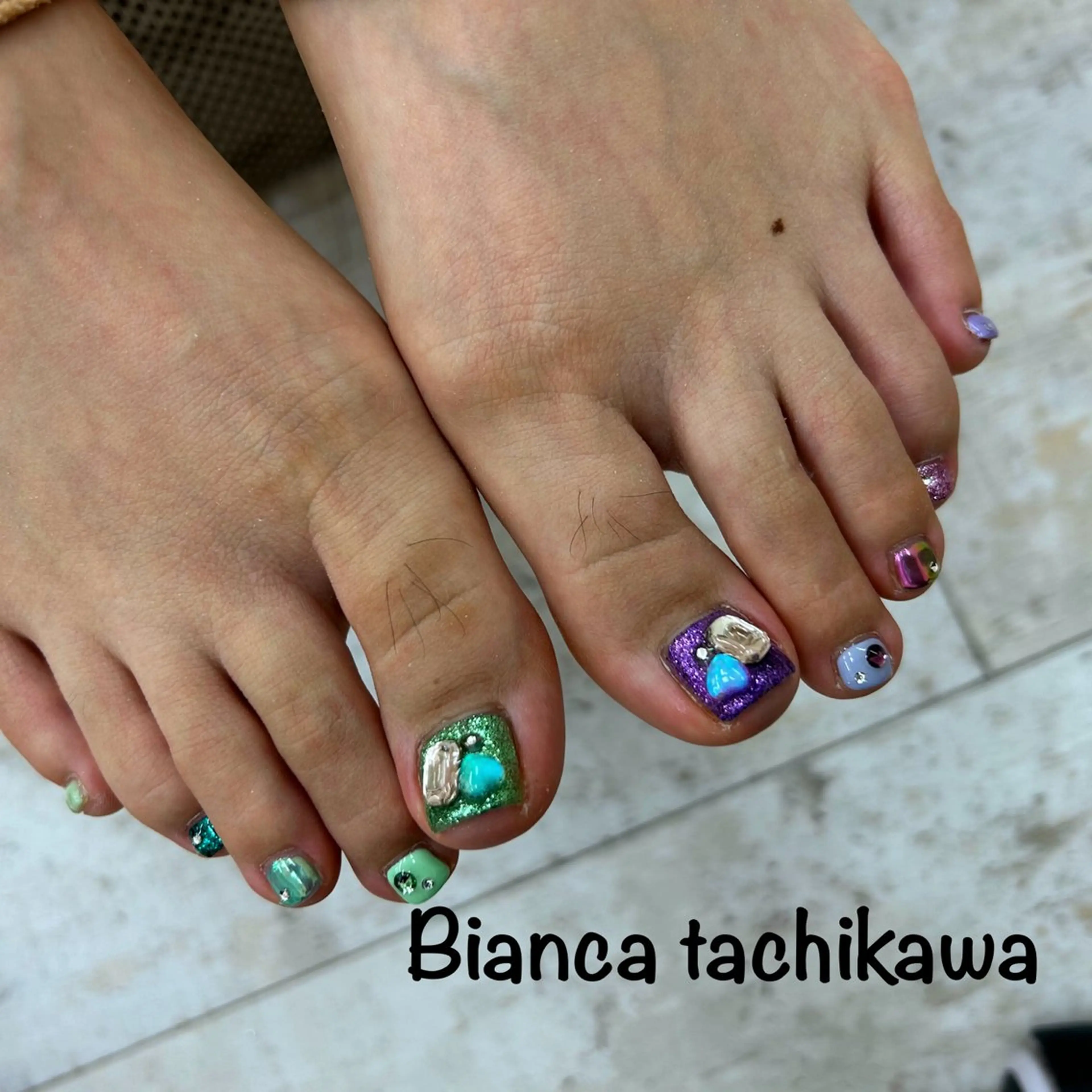 ネイル Bianca 立川店 小川のネイルデザイン