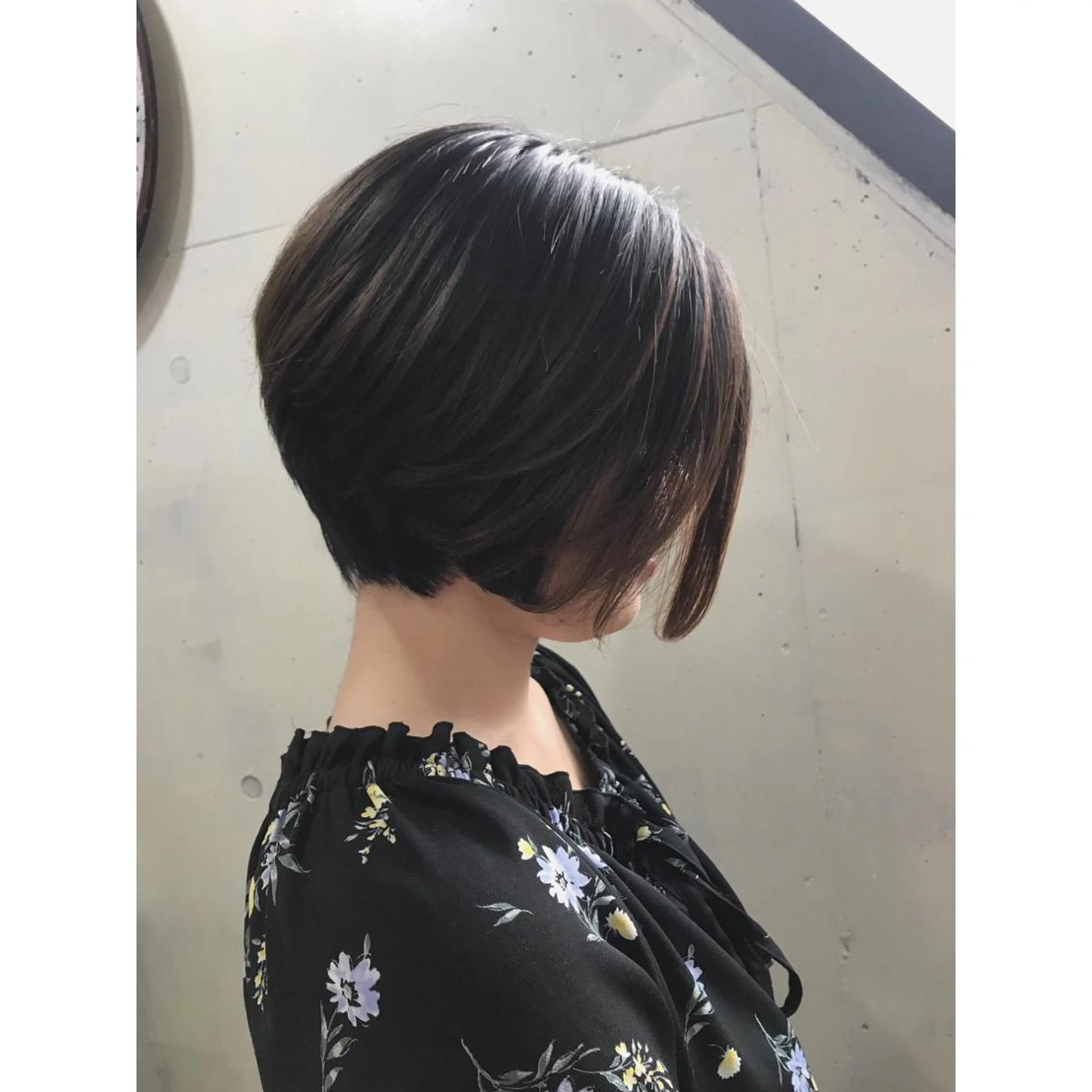 ショート ボブ マエダ　カズエ🫶 coronahairのヘアスタイル
