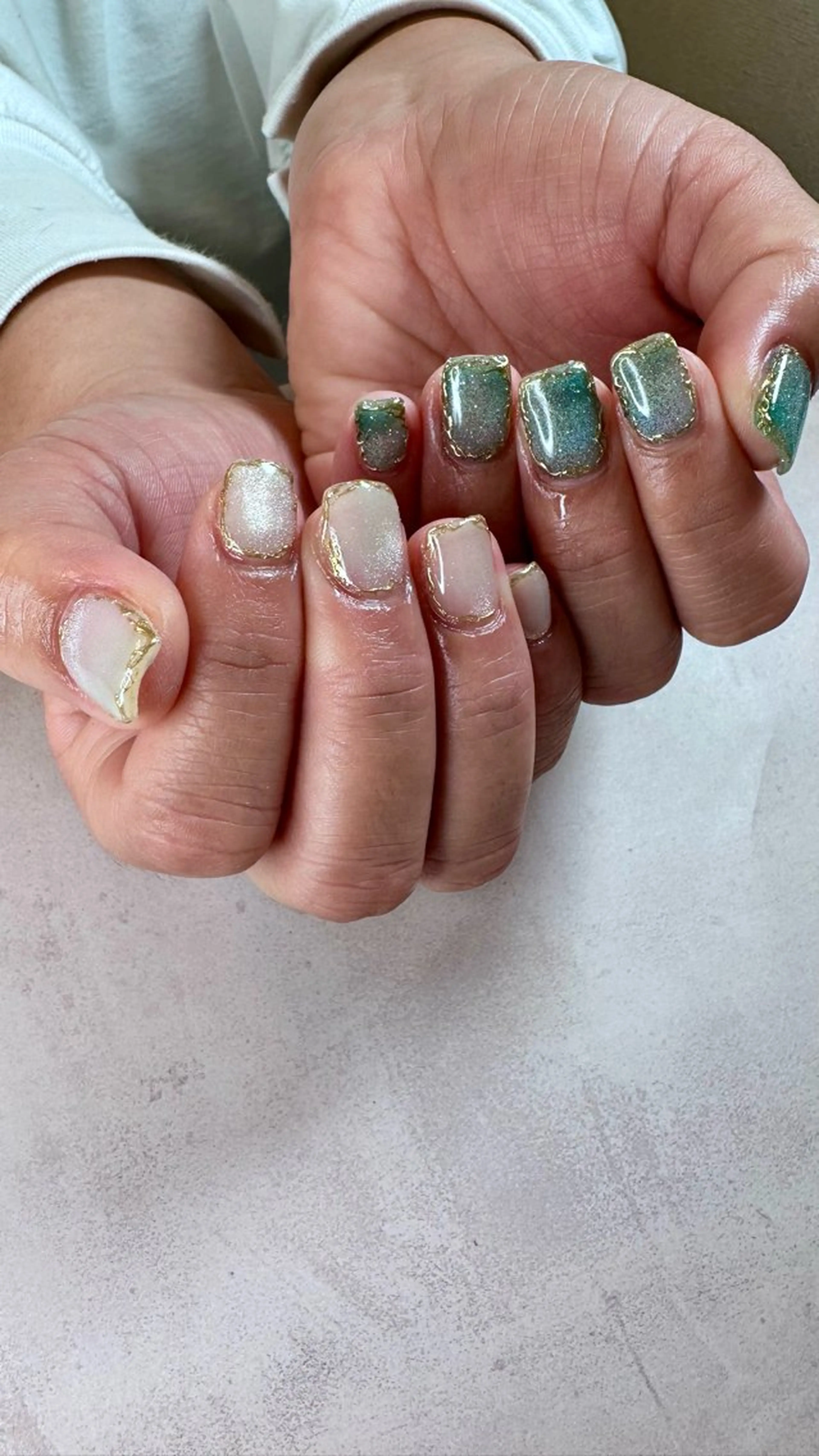 ネイル ニュアンスネイル ハンドネイル ハンドケア Atelier Ariのネイルデザイン