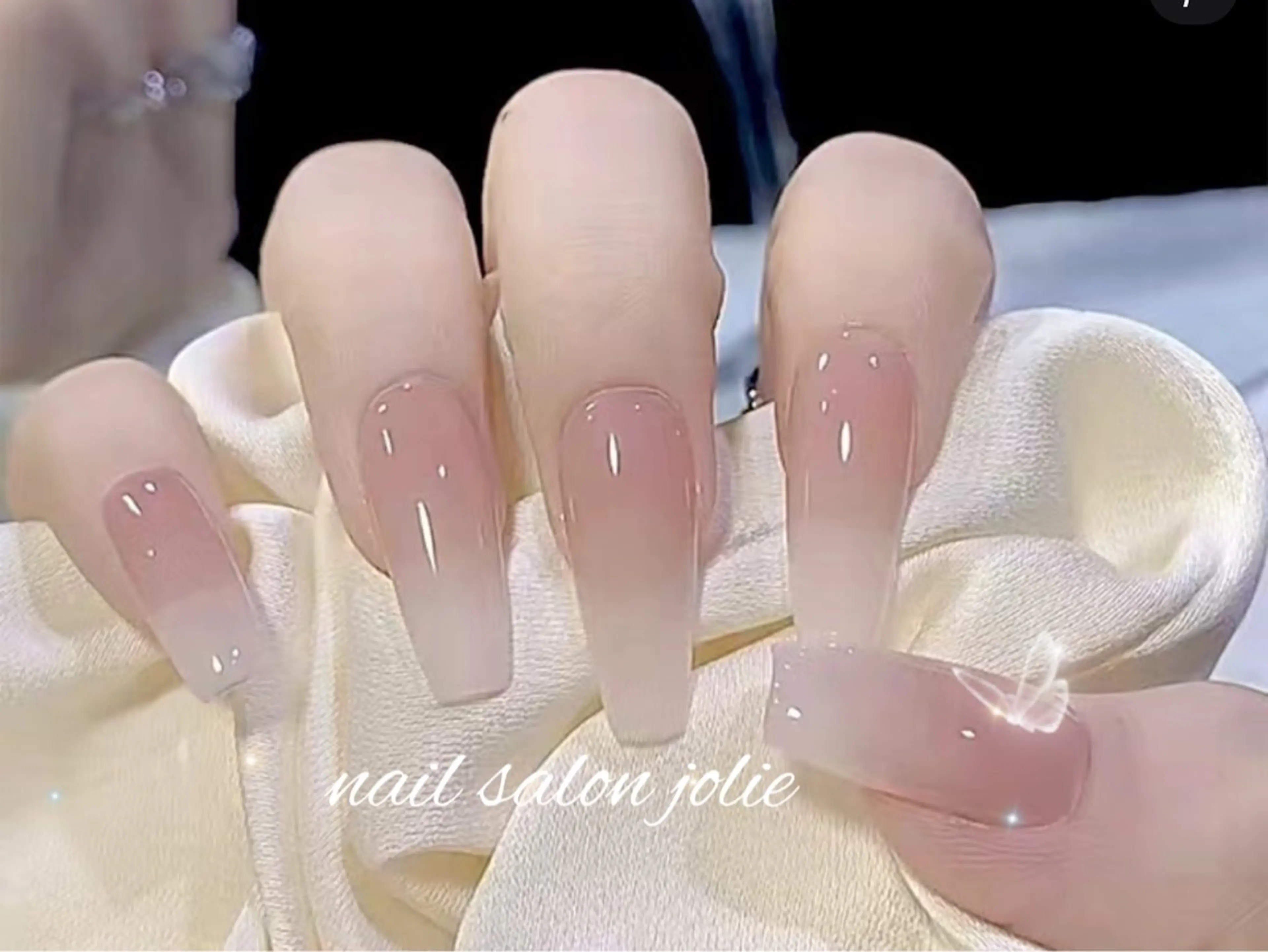 【ハンド★ジェルネイル初回オフ無料】 2色グラデーション♪角質甘皮ケア込み♪5980円の写真