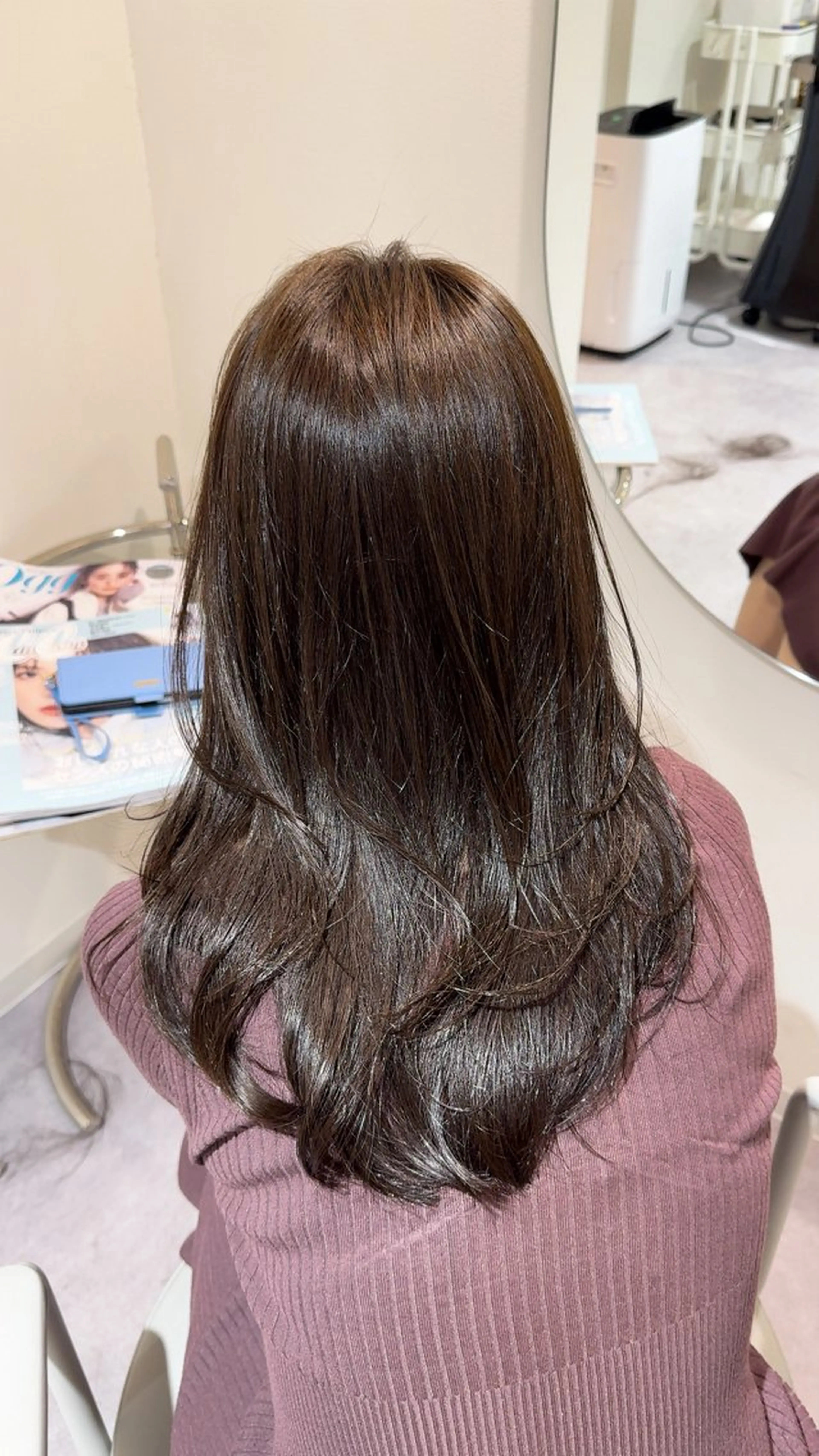 カラー 髙井 麻帆のヘアスタイル