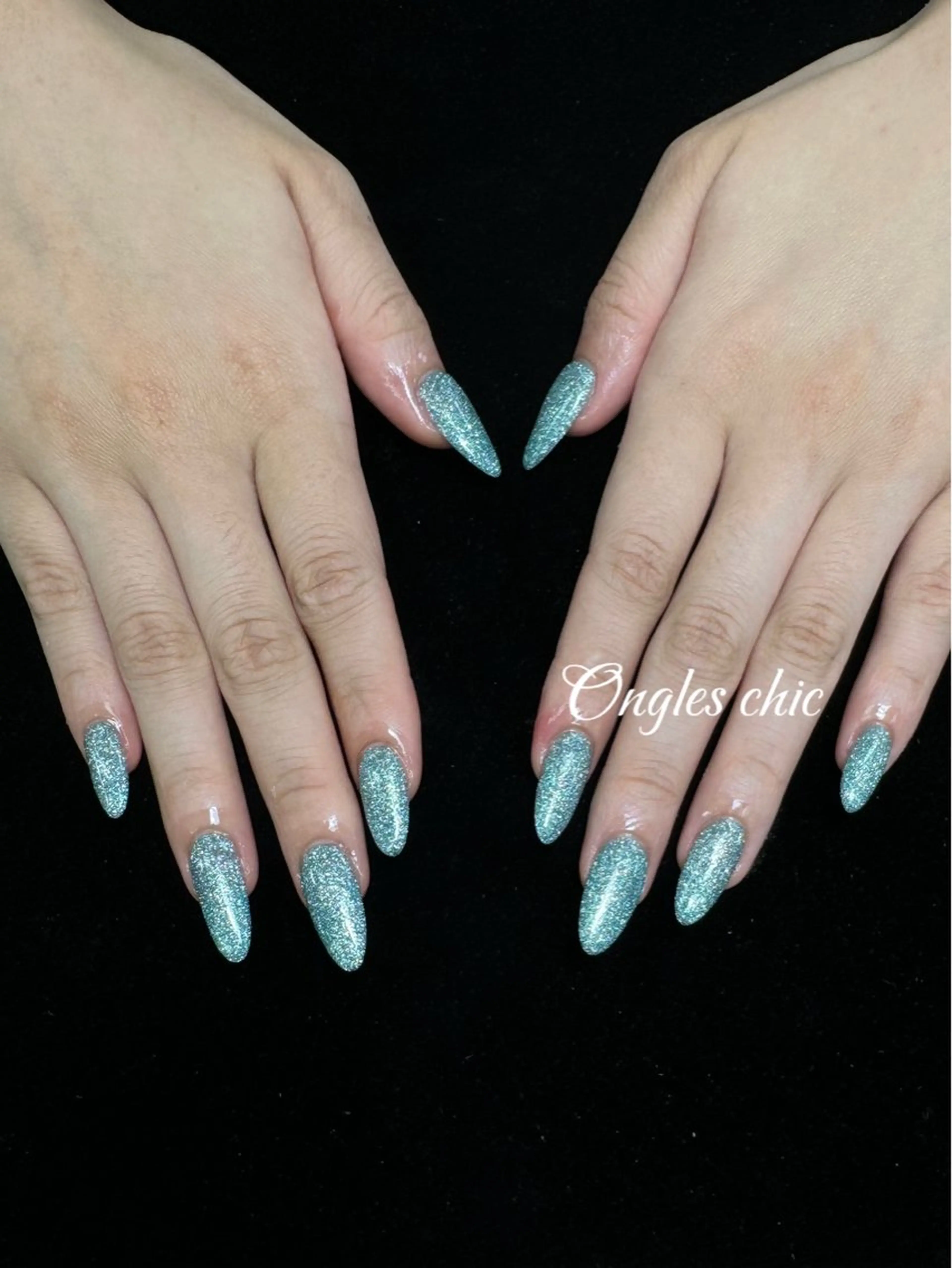 ネイル ハンドネイル ongles chicのネイルデザイン