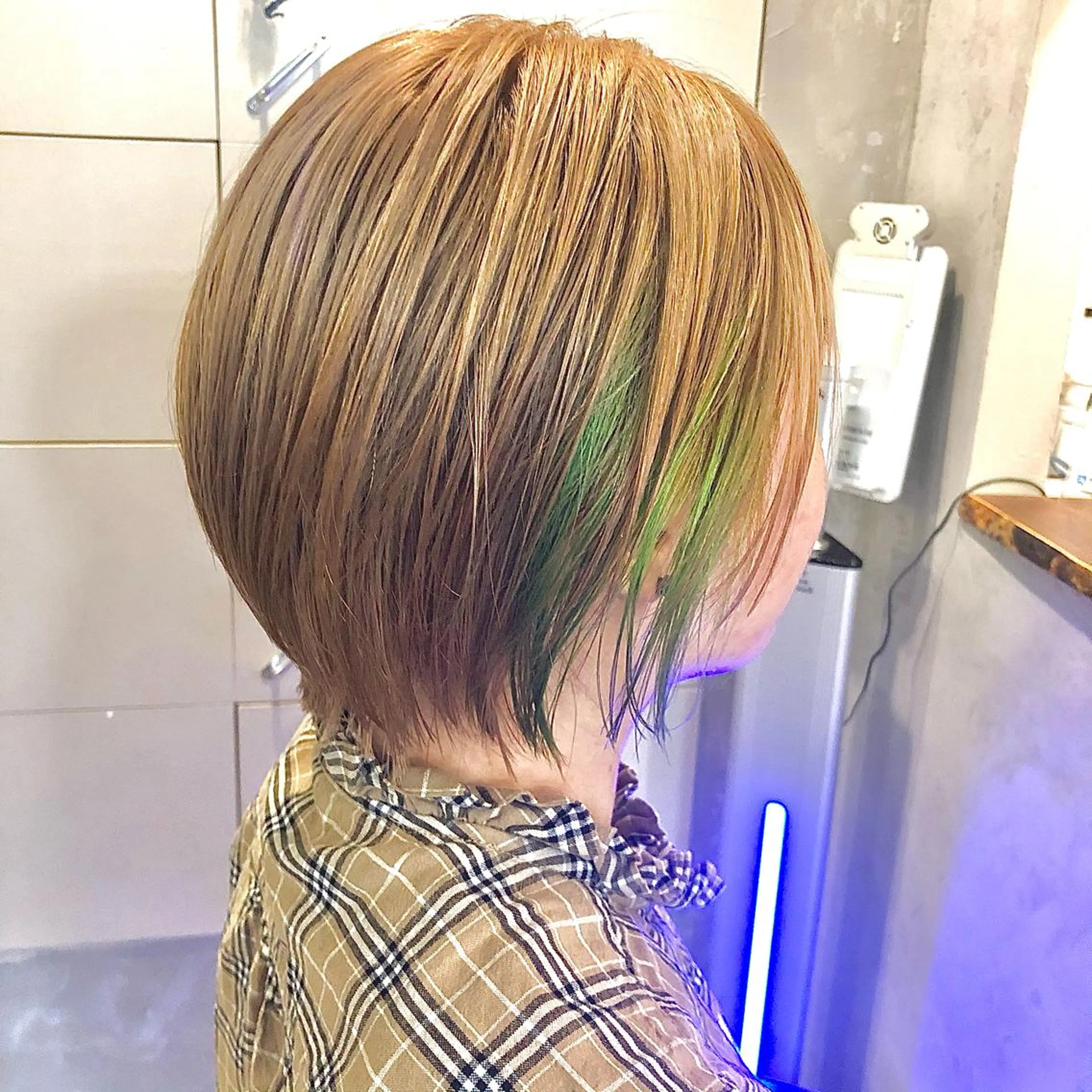 ショート カラー 宮崎 智也のヘアスタイル