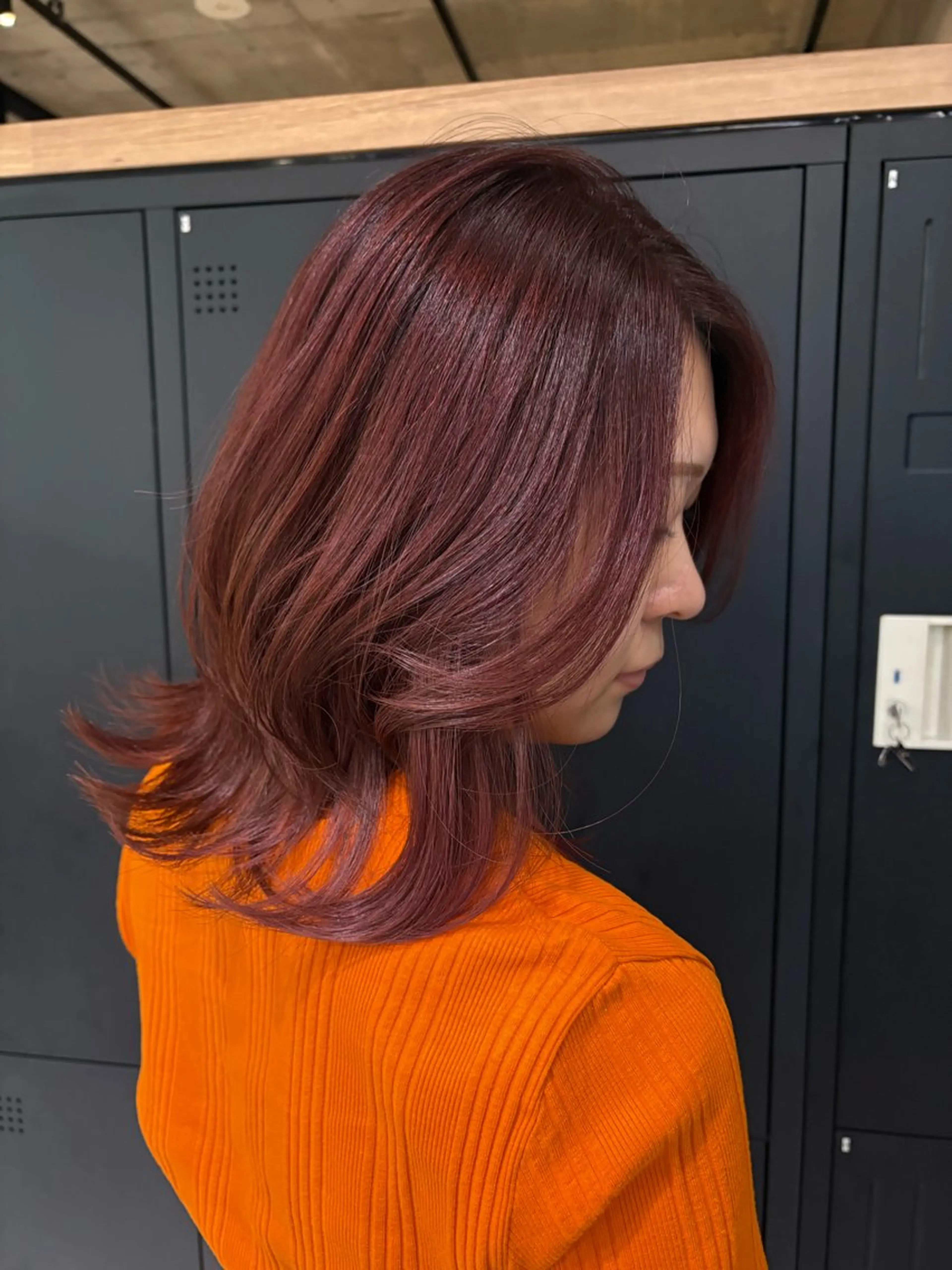 ミディアム カラー ヘアカラー トリートメント ♡ハイライトカラー shinri♡のヘアスタイル