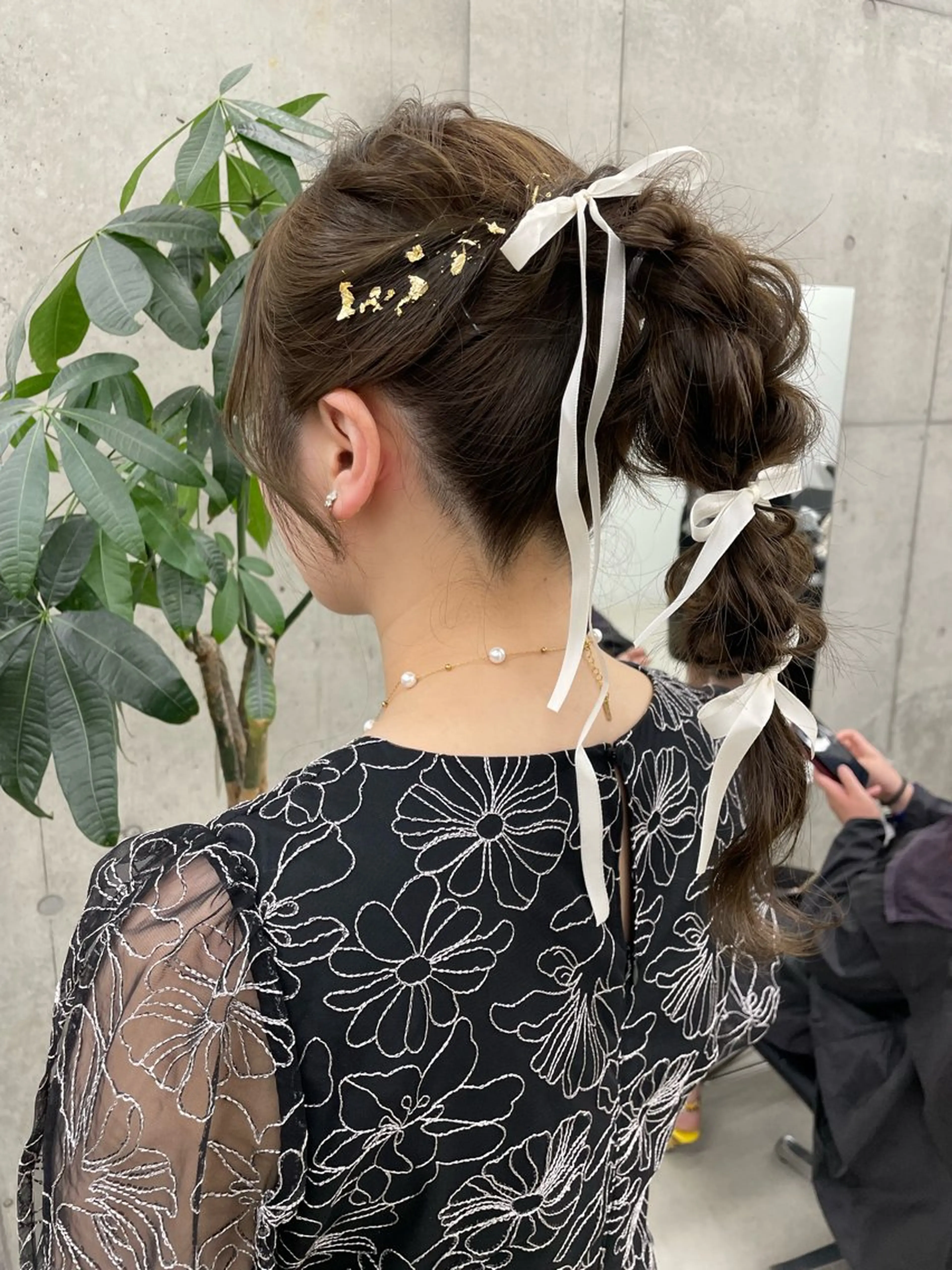 セミロング カット ヘアカラー ヘアセット 手島 カミラのヘアスタイル