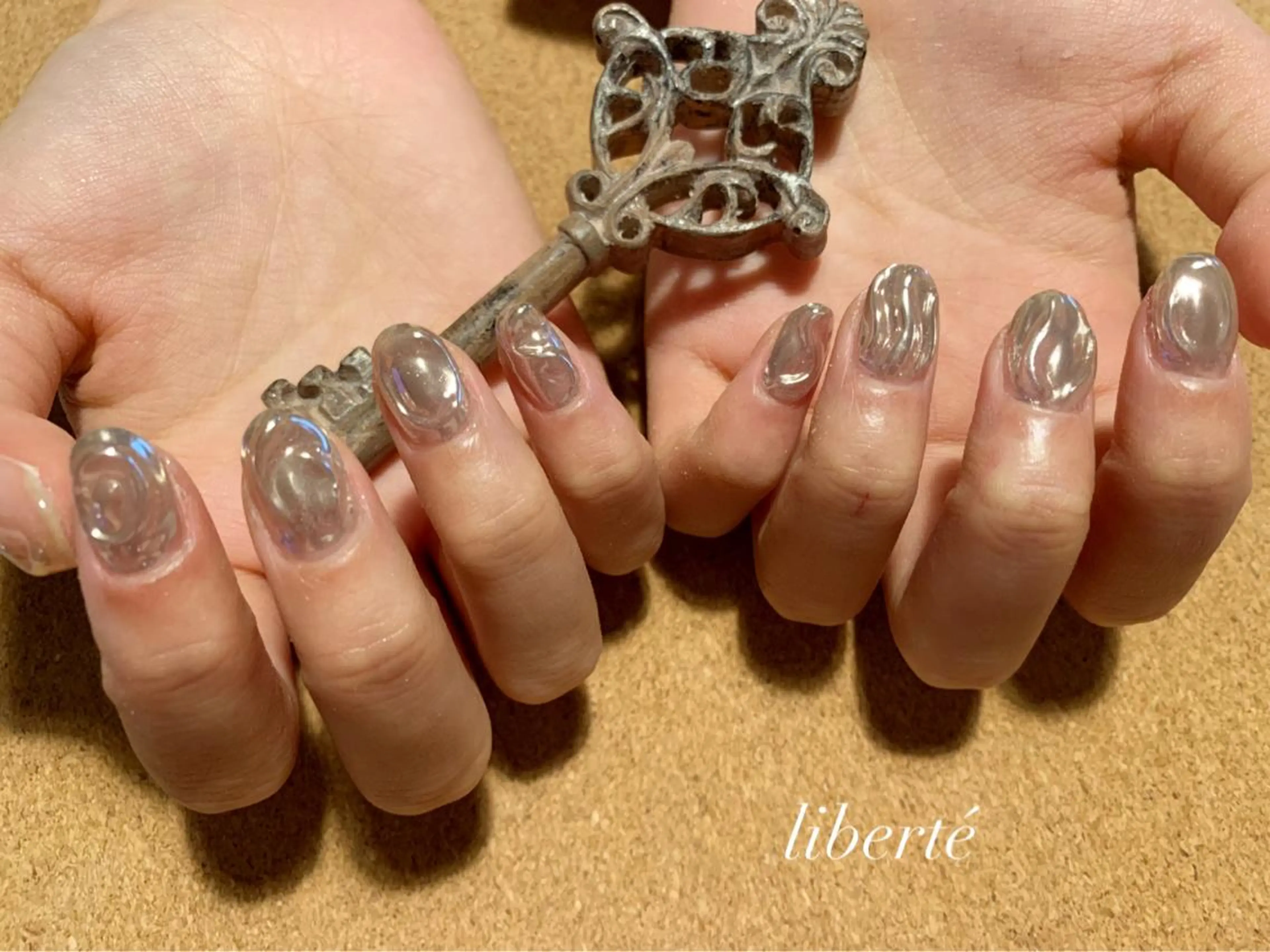 ネイル liberté (リベルテ)のネイルデザイン