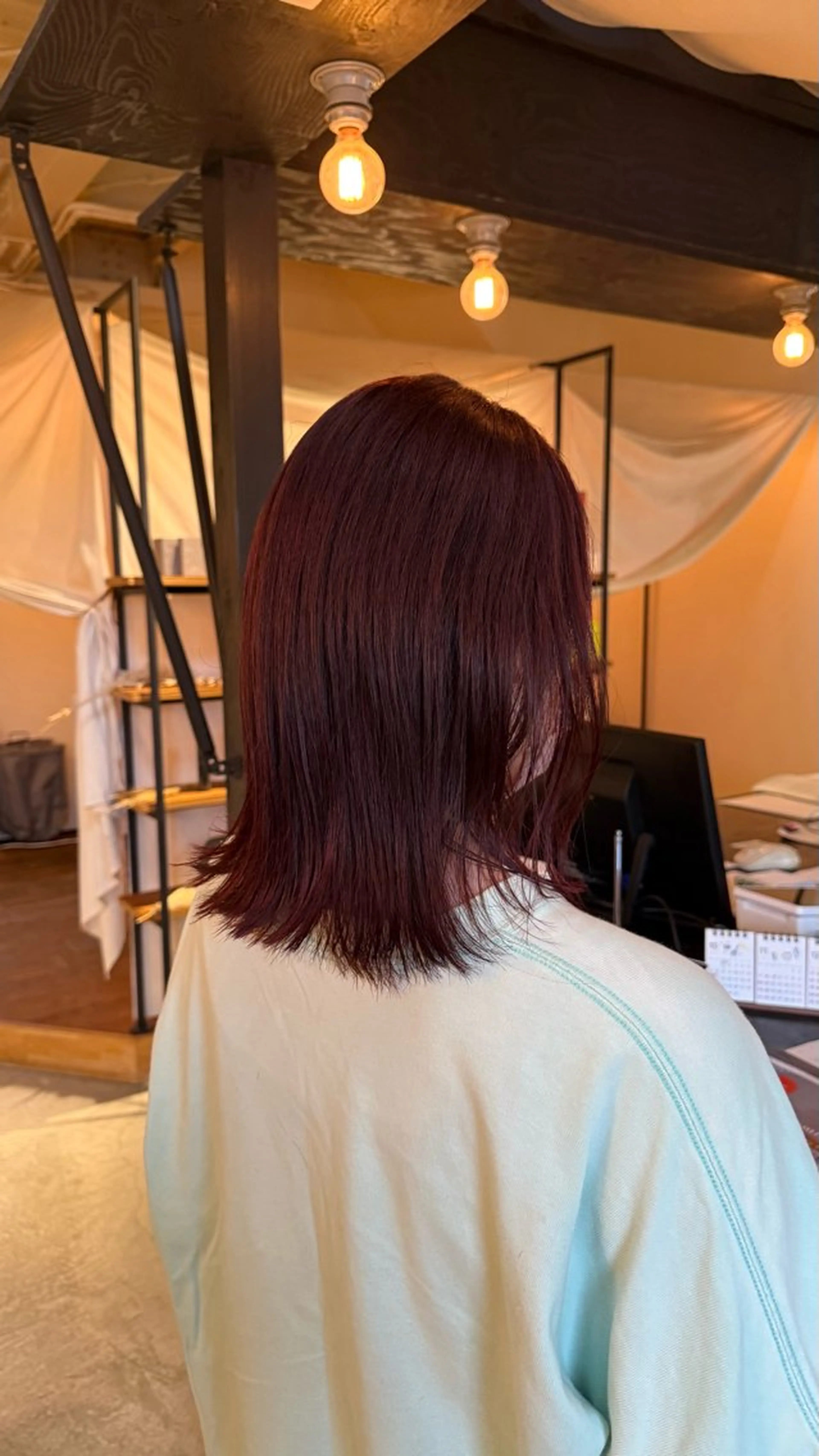 ミディアム カラー ラベンダーカラー レッドカラー カット ヘアカラー 暖色カラー/髪質改善 /レイヤーカット/翠のヘアスタイル