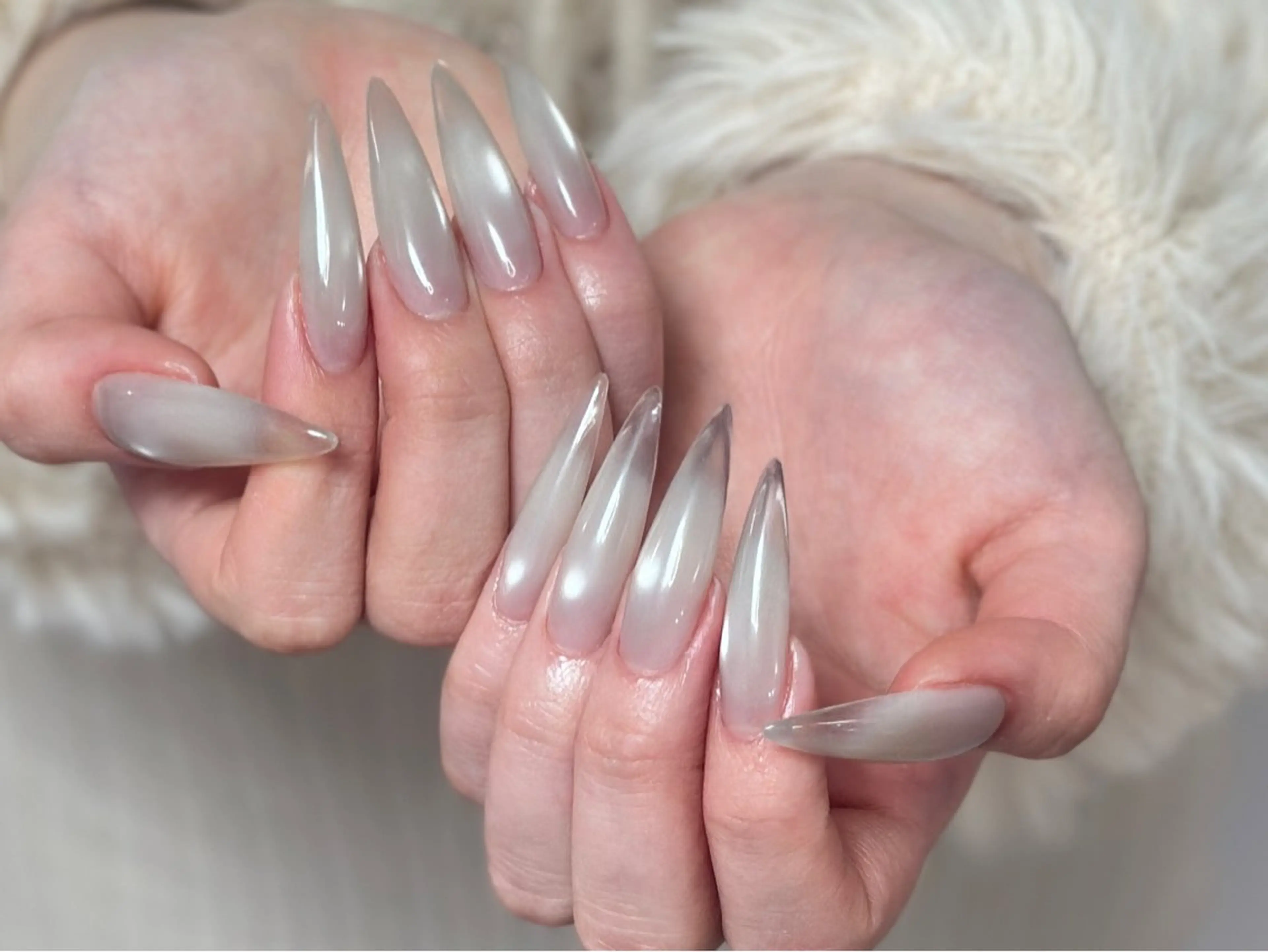 ネイル アートネイル オーロラネイル チークネイル フレンチネイル ガラスフレンチ 🎀YooLi Nail salonのネイルデザイン