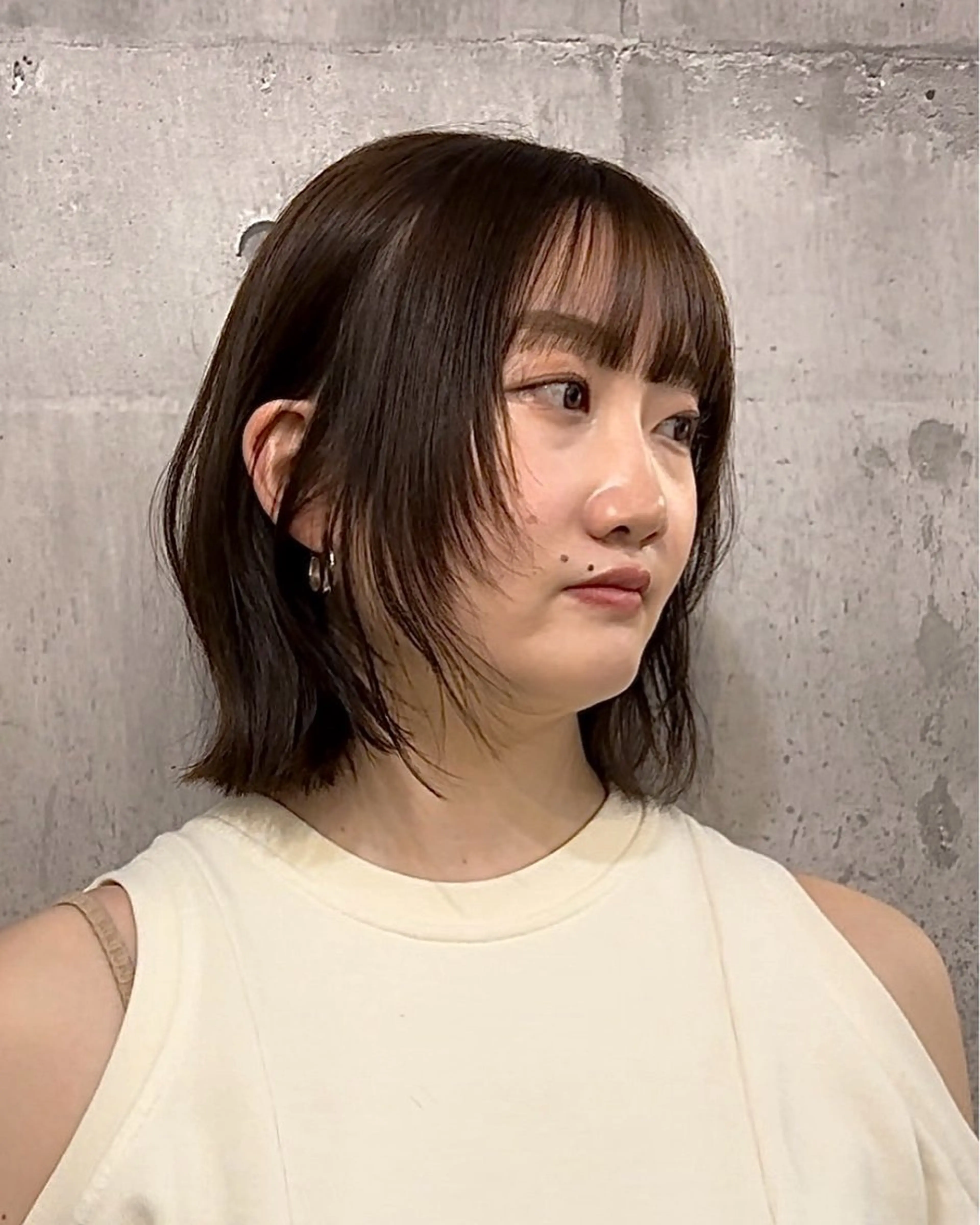ショート カラー パーマ ヘアアレンジ メンズ 切りっぱなしボブ メンズ韓国風 ボブ くせ毛 髪質改善 切りっぱなしヘアボブ ミディアムヘアRYOのヘアスタイル