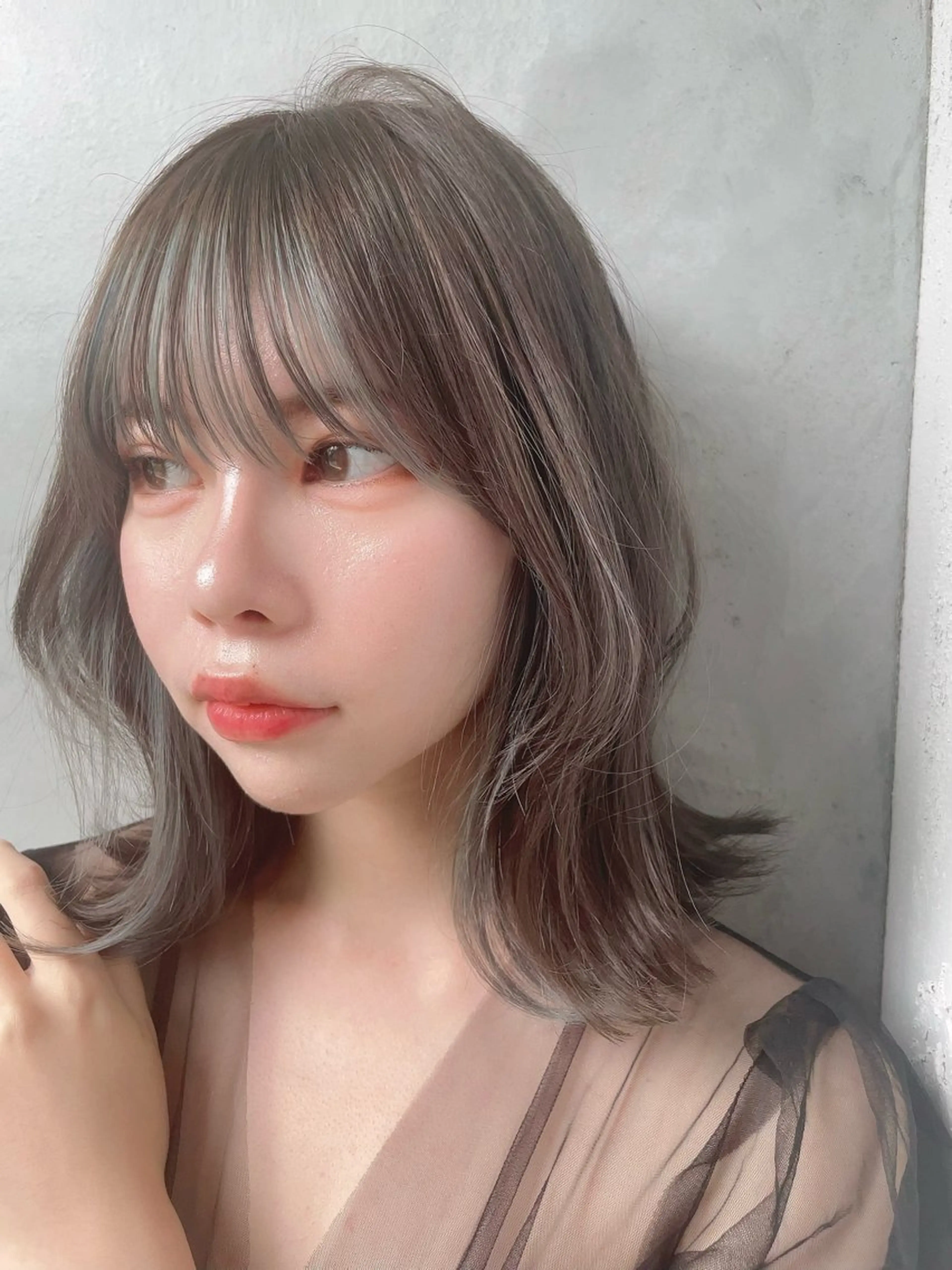 ミディアム カット ヘアカラー トリートメント 美髪矯正/艶カラー ボブ/栄/鐘ヶ江純也のヘアスタイル