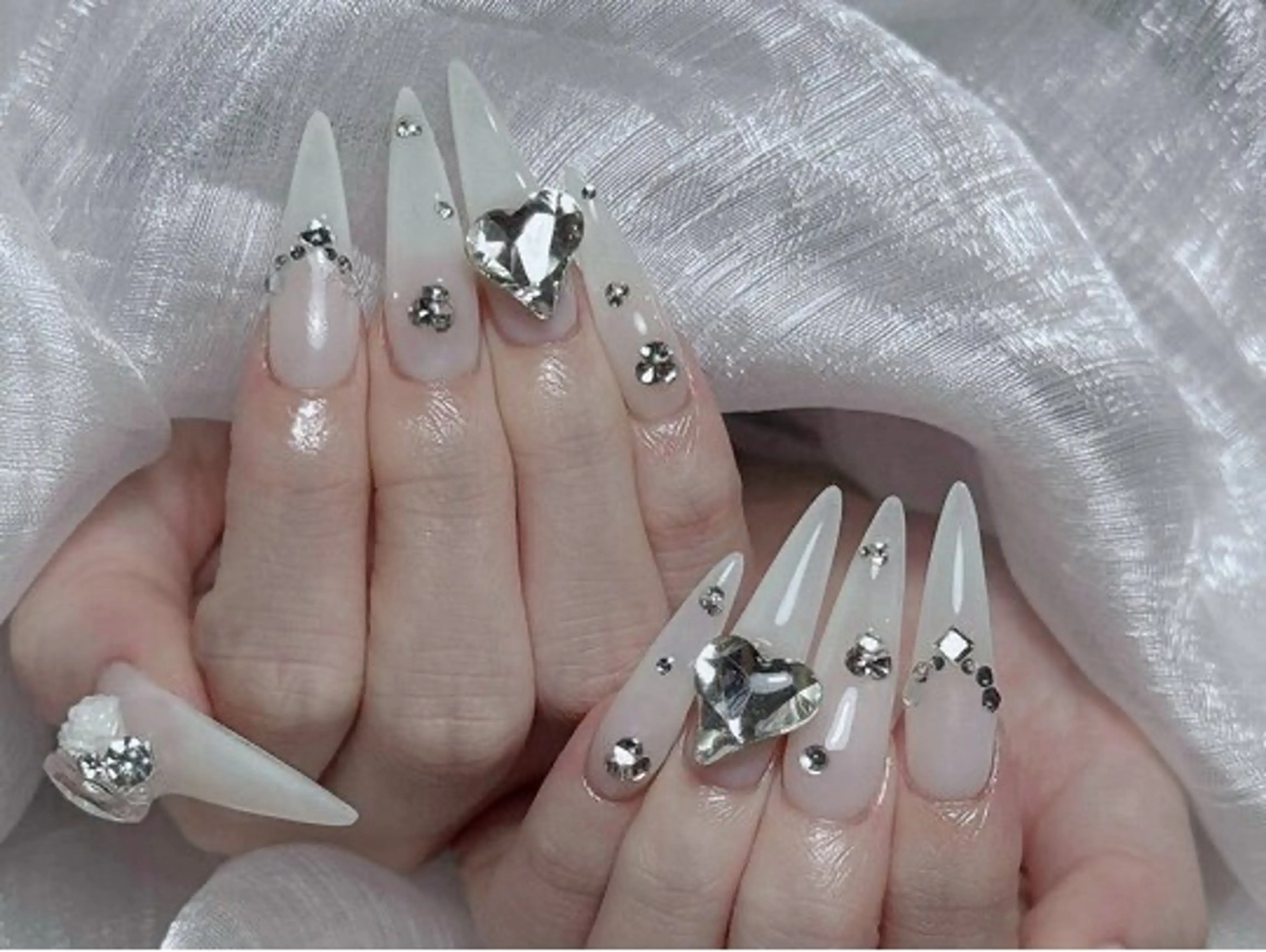 チップ10本長さ出し+ワンカラー+パーツつけ放題 120分 ¥12980→￥9180の写真