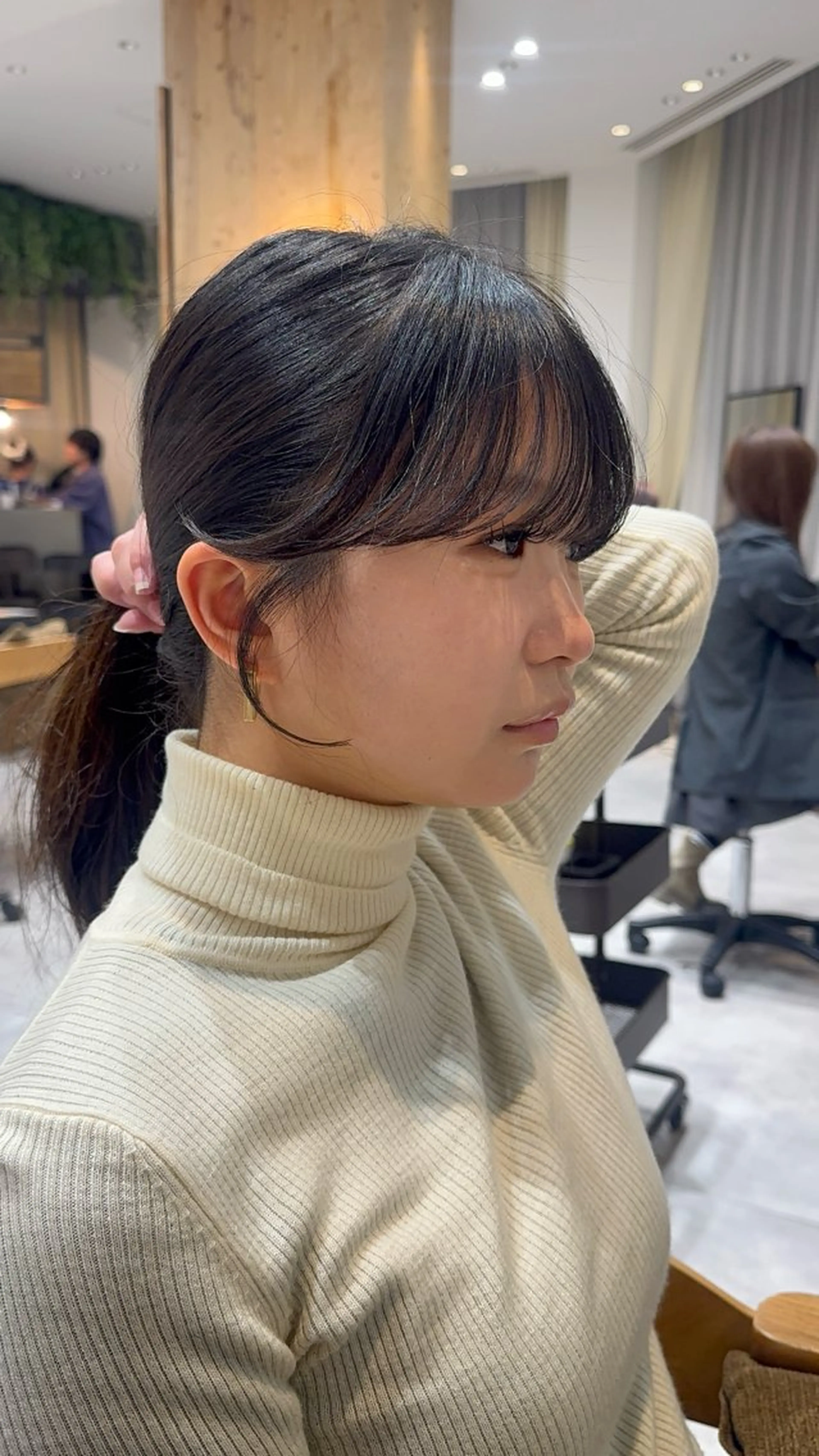 ミディアム 小顔カット りん/レイヤーカット ／小顔顔周りカットのヘアスタイル