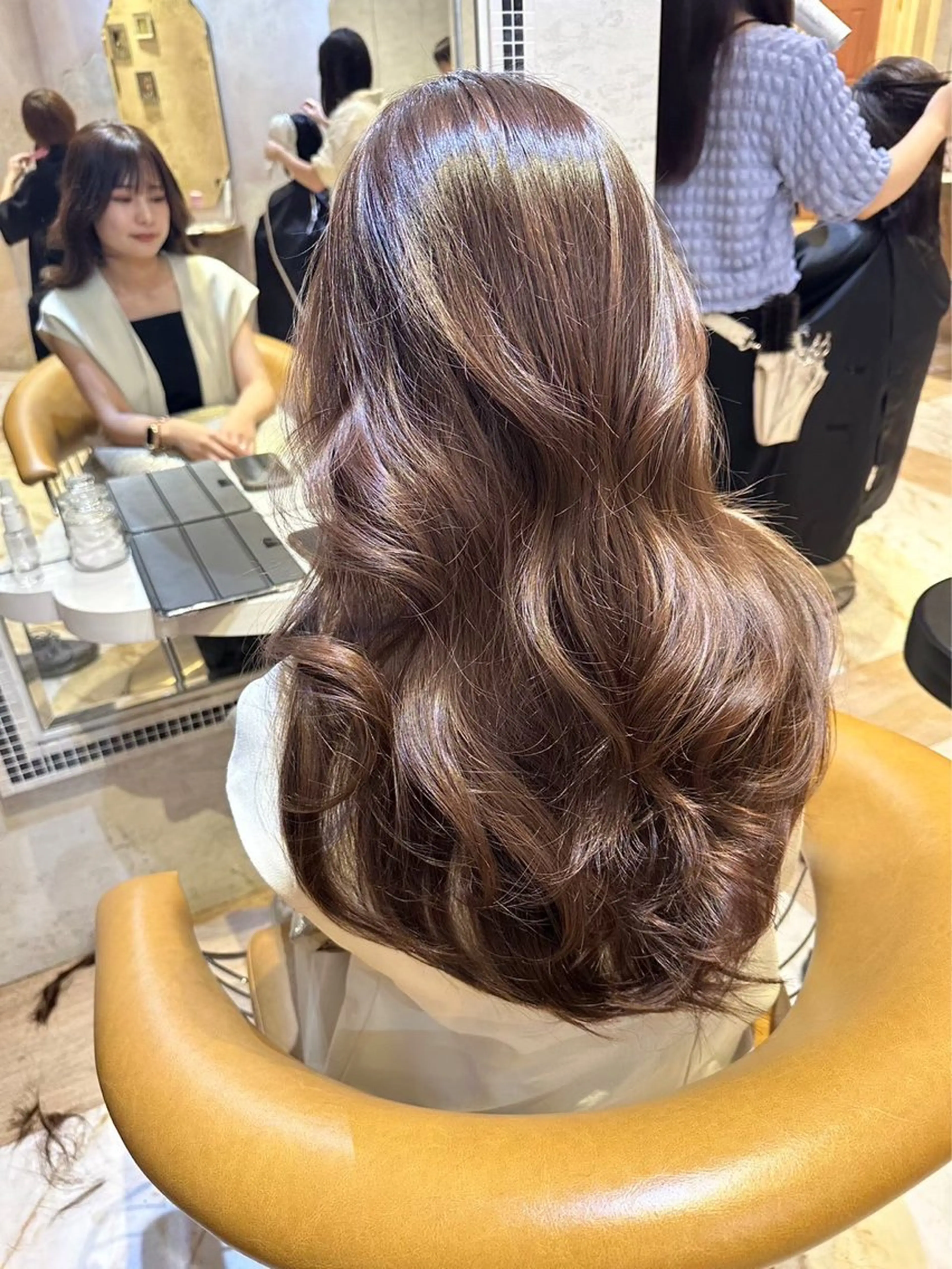 ロング カラー ブラウンカラー ナチュラルブラウン ヘアカラー トリートメント 顔周り\エクステ\ 透明感カラー\まりんのヘアスタイル