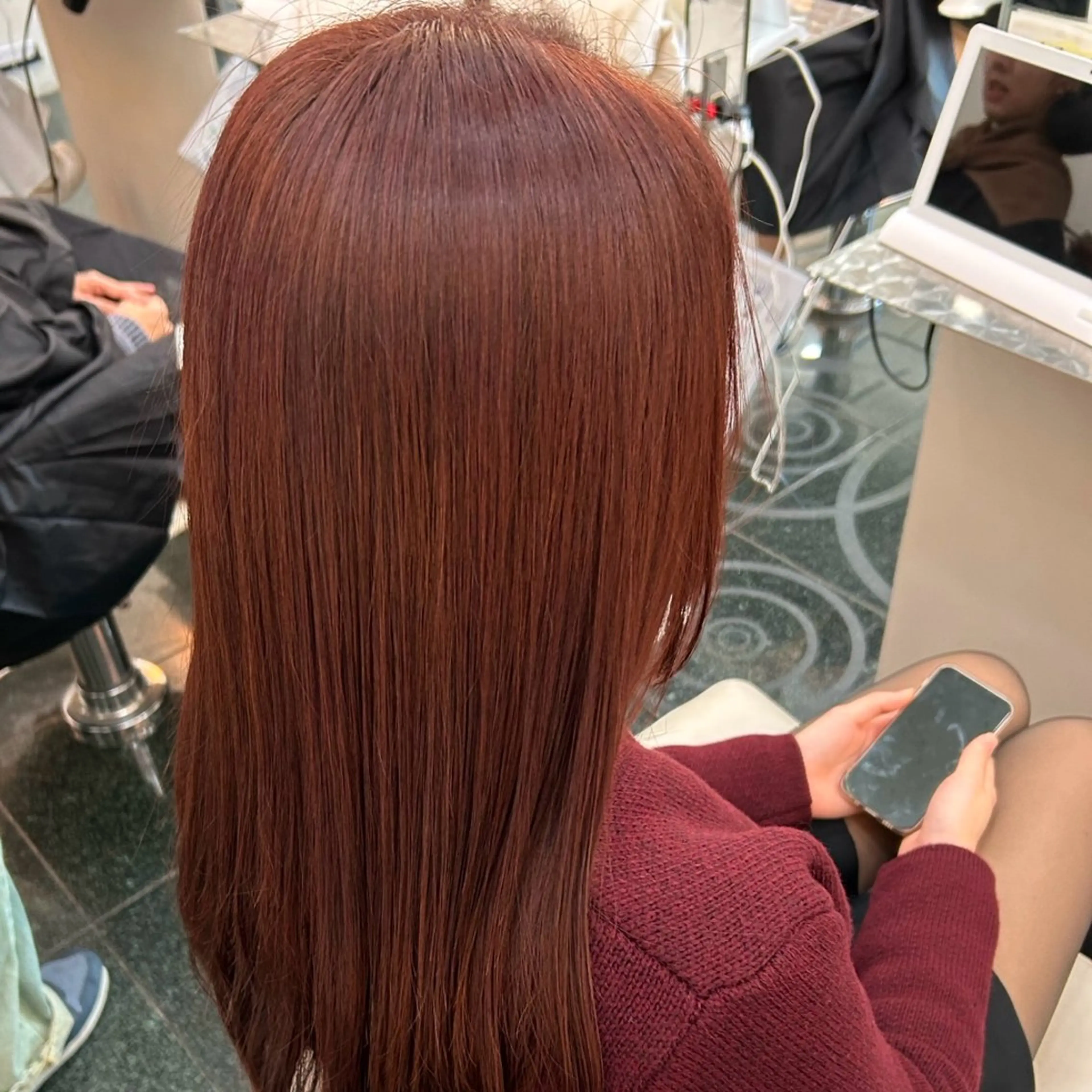 ロング カラー ヘアカラー 髪質改善カラー｜ Yukino🫧のヘアスタイル