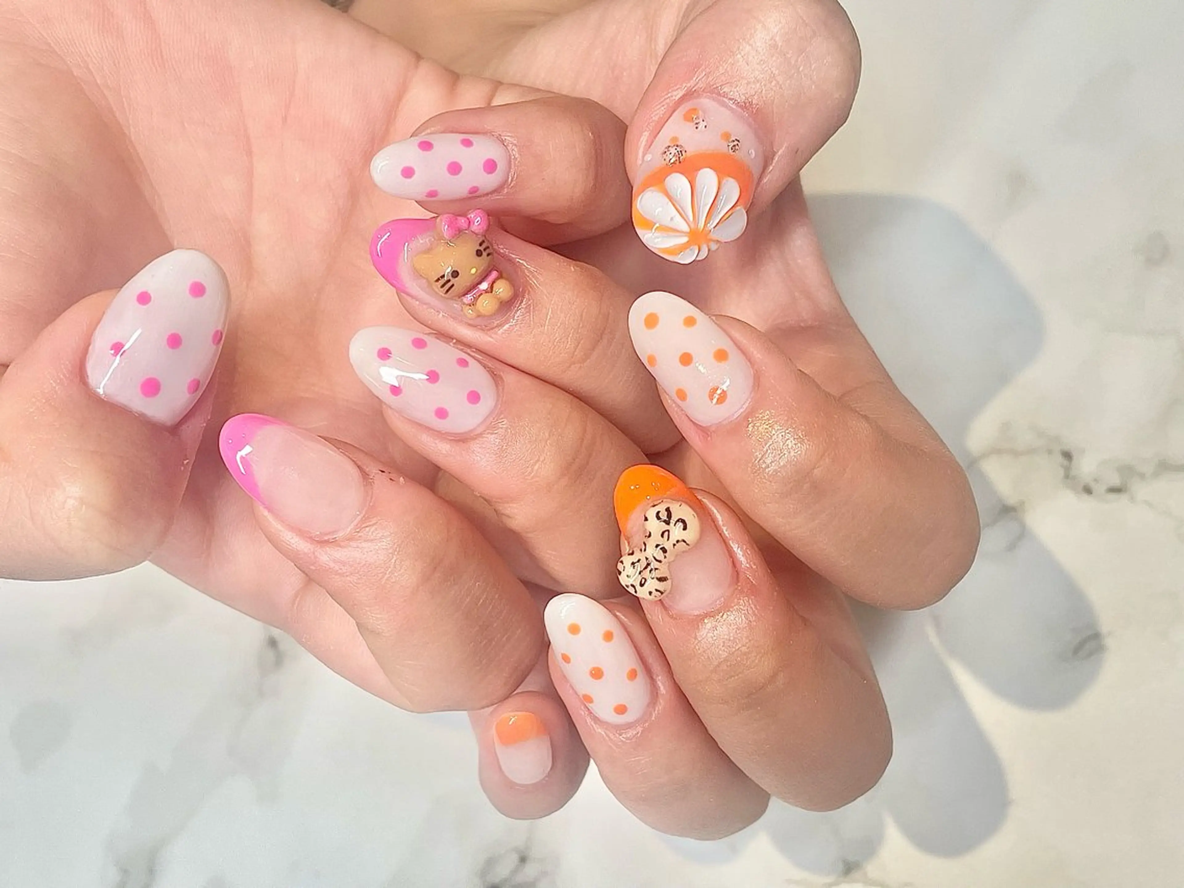 ネイル フラッシュネイル フットネイル ジェルネイル ラメ(グリッター) ラメグラデーション bea  merci所属・beamerci🌼 SHIORIのマツエク・マツパデザイン