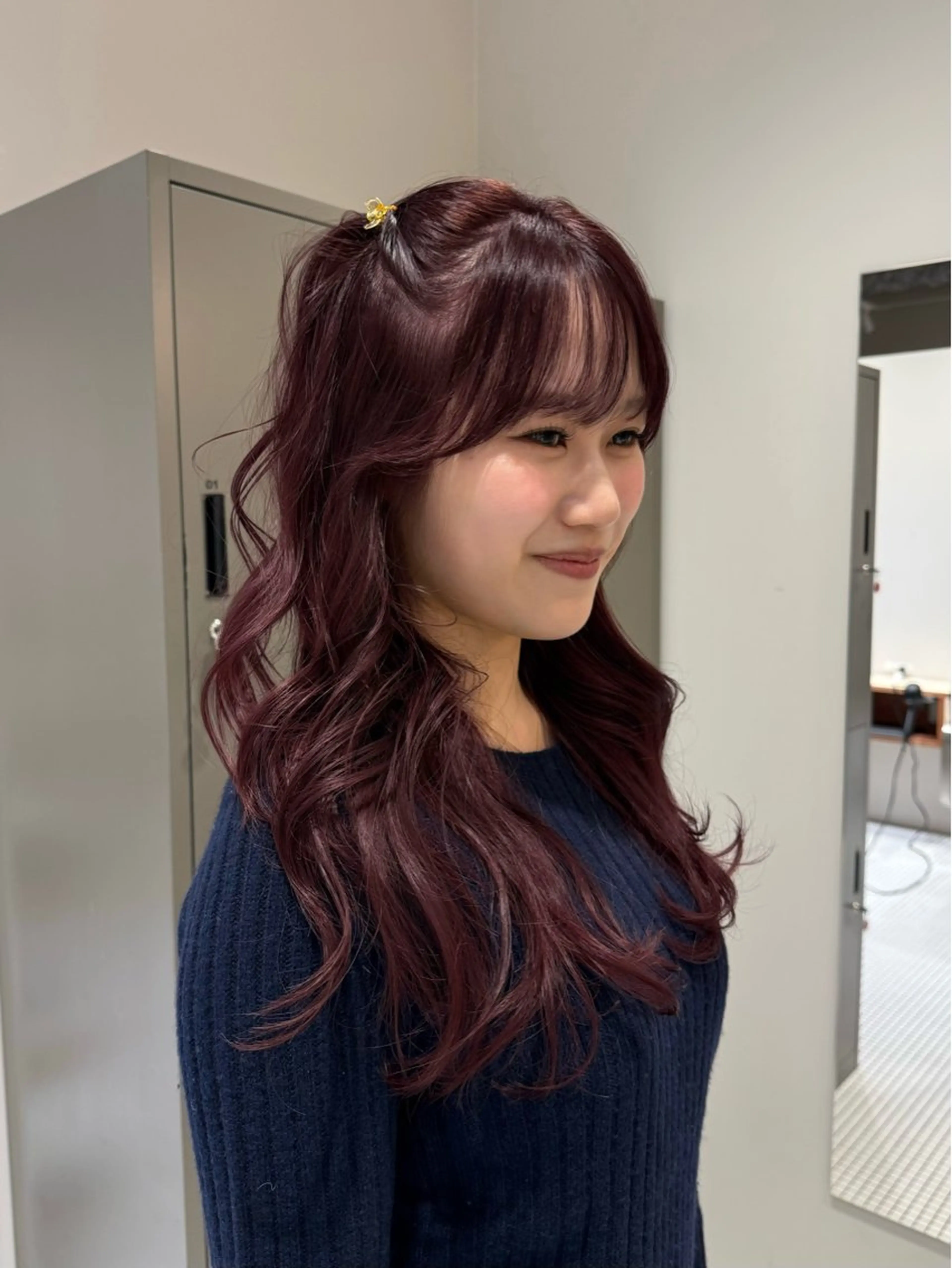 ロング カラー レッドカラー カット ヘアカラー トリートメント コノカ/暖色カラー/ 透明感カラーのヘアスタイル