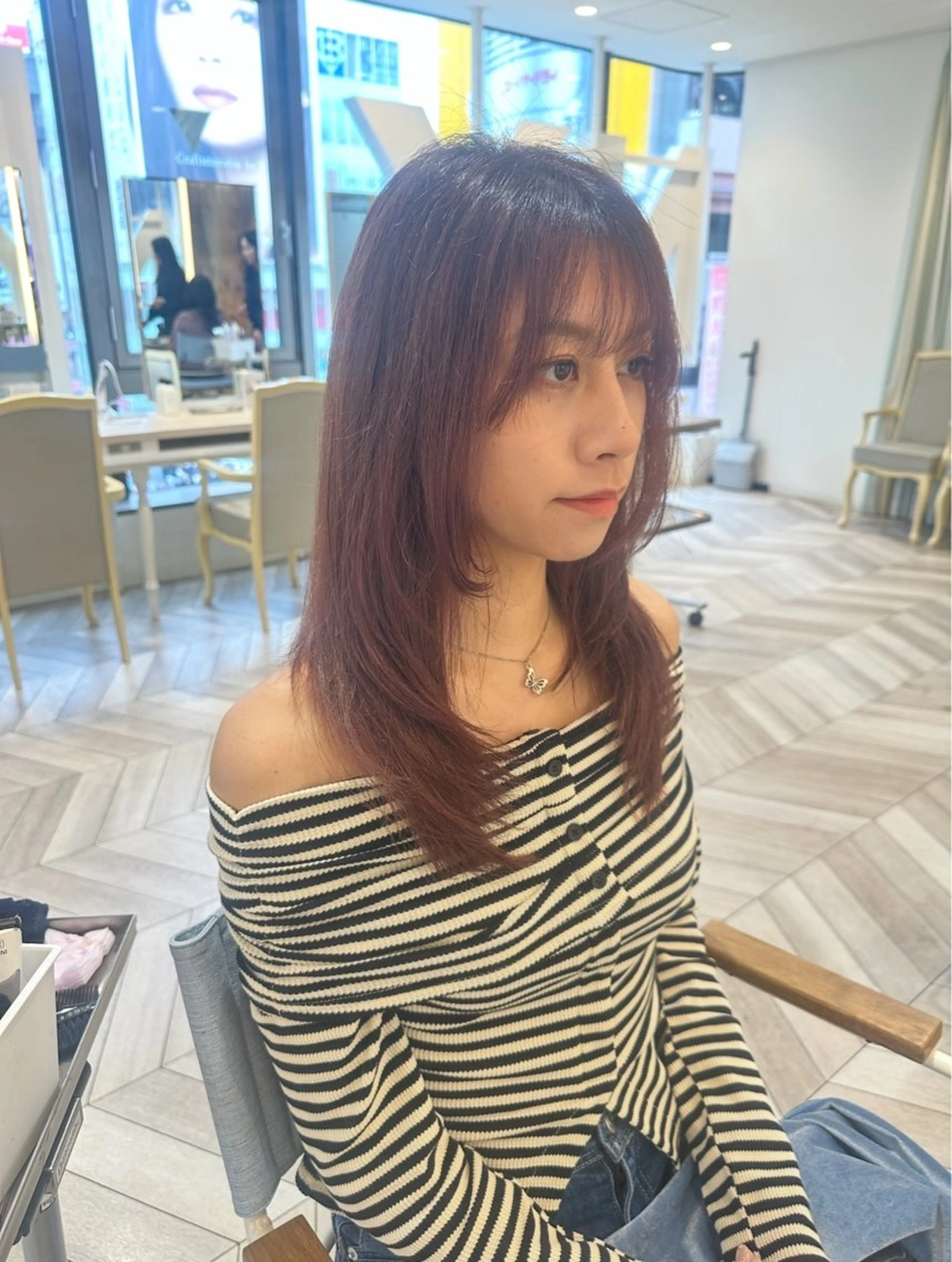 ロング カット トリートメント 小顔レイヤー/ ベージュ🤍Rieのヘアスタイル