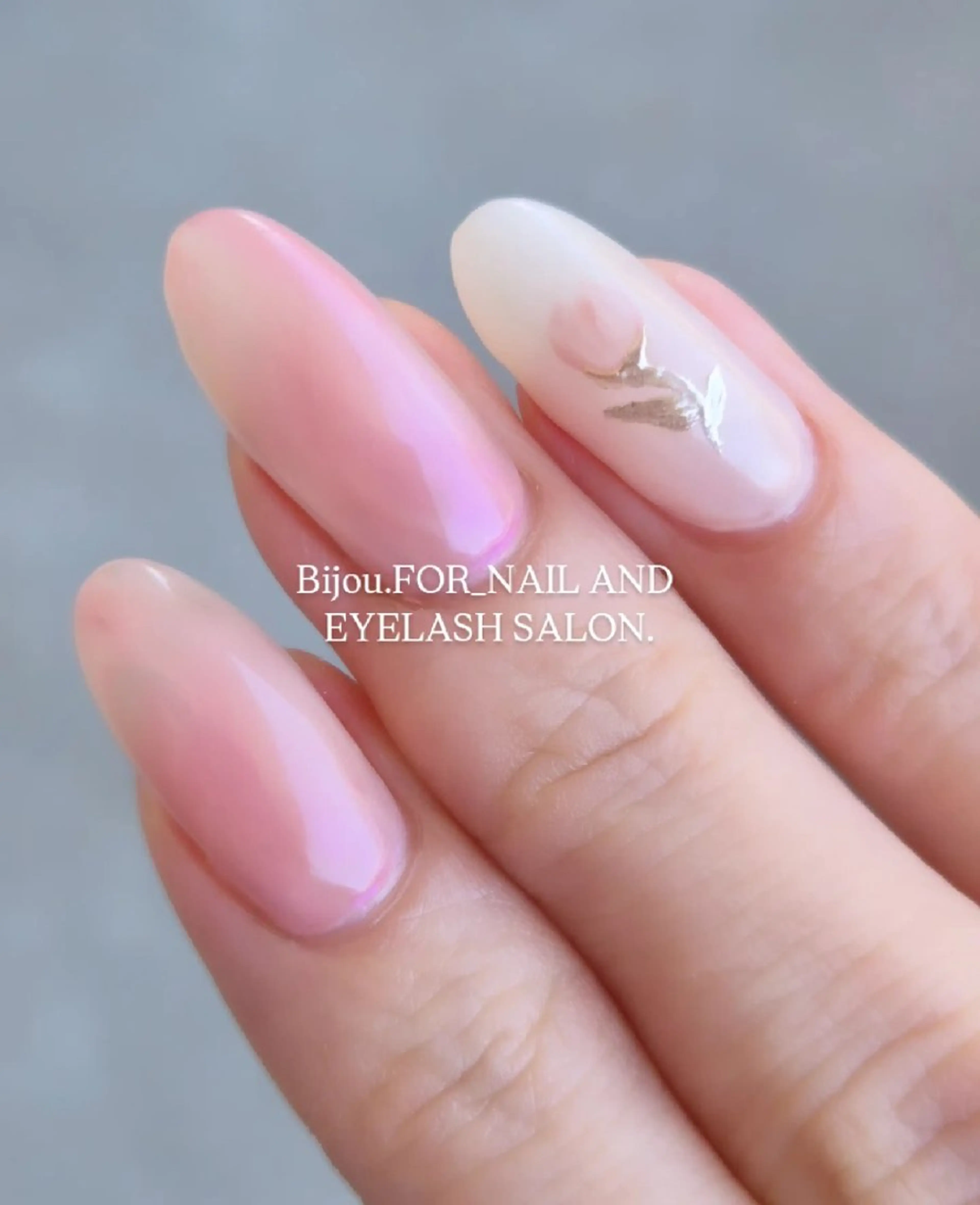 ネイル オーロラネイル ニュアンスネイル Bijou. 【junjun.】のネイルデザイン