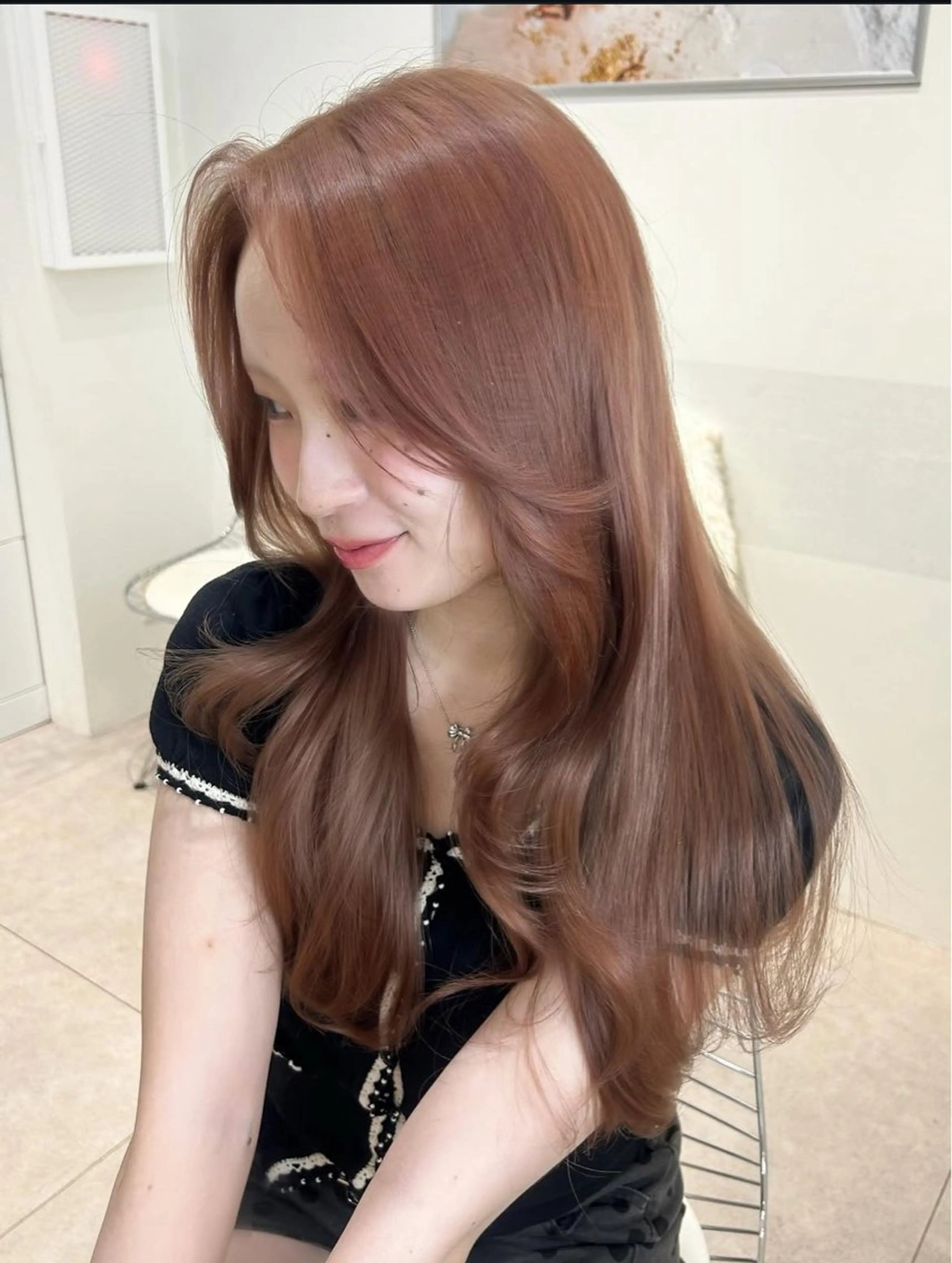 カラー 🫧ミルクティー ブリーチRIKU🫧のヘアスタイル