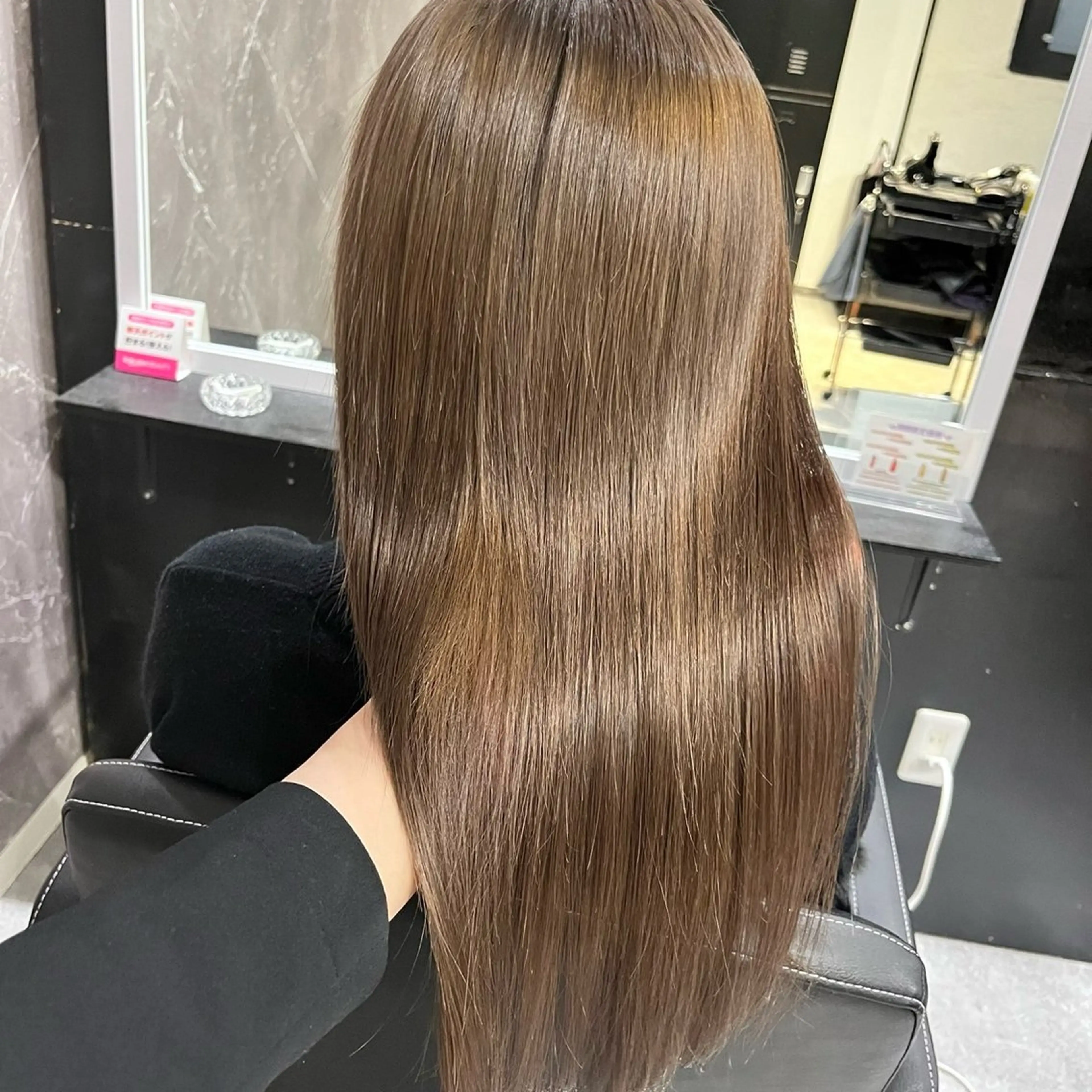 カラー RIN シールエクステのヘアスタイル